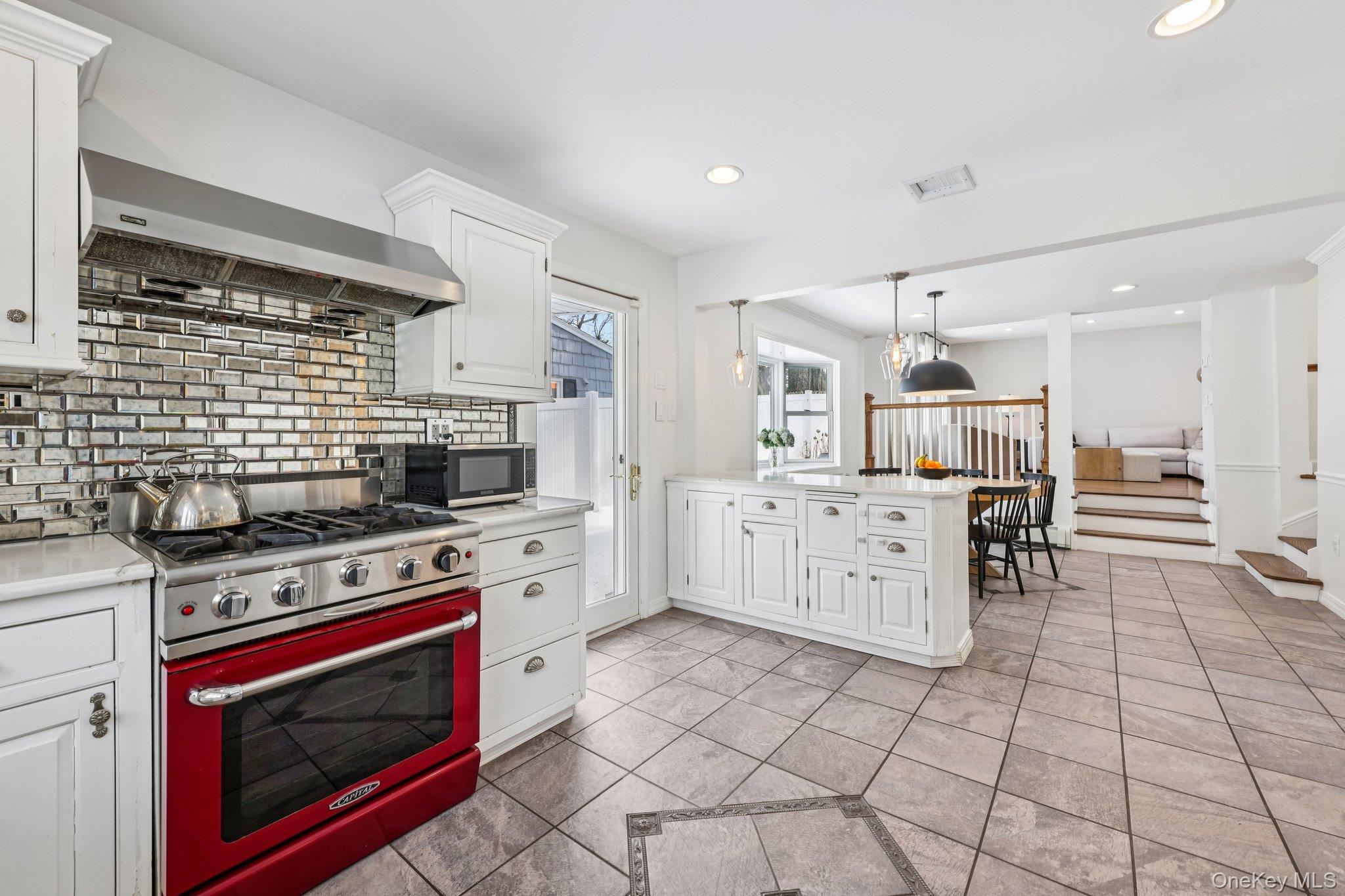 #13 photo, 56 Hewitt Avenue, Bronxville , NY 10708