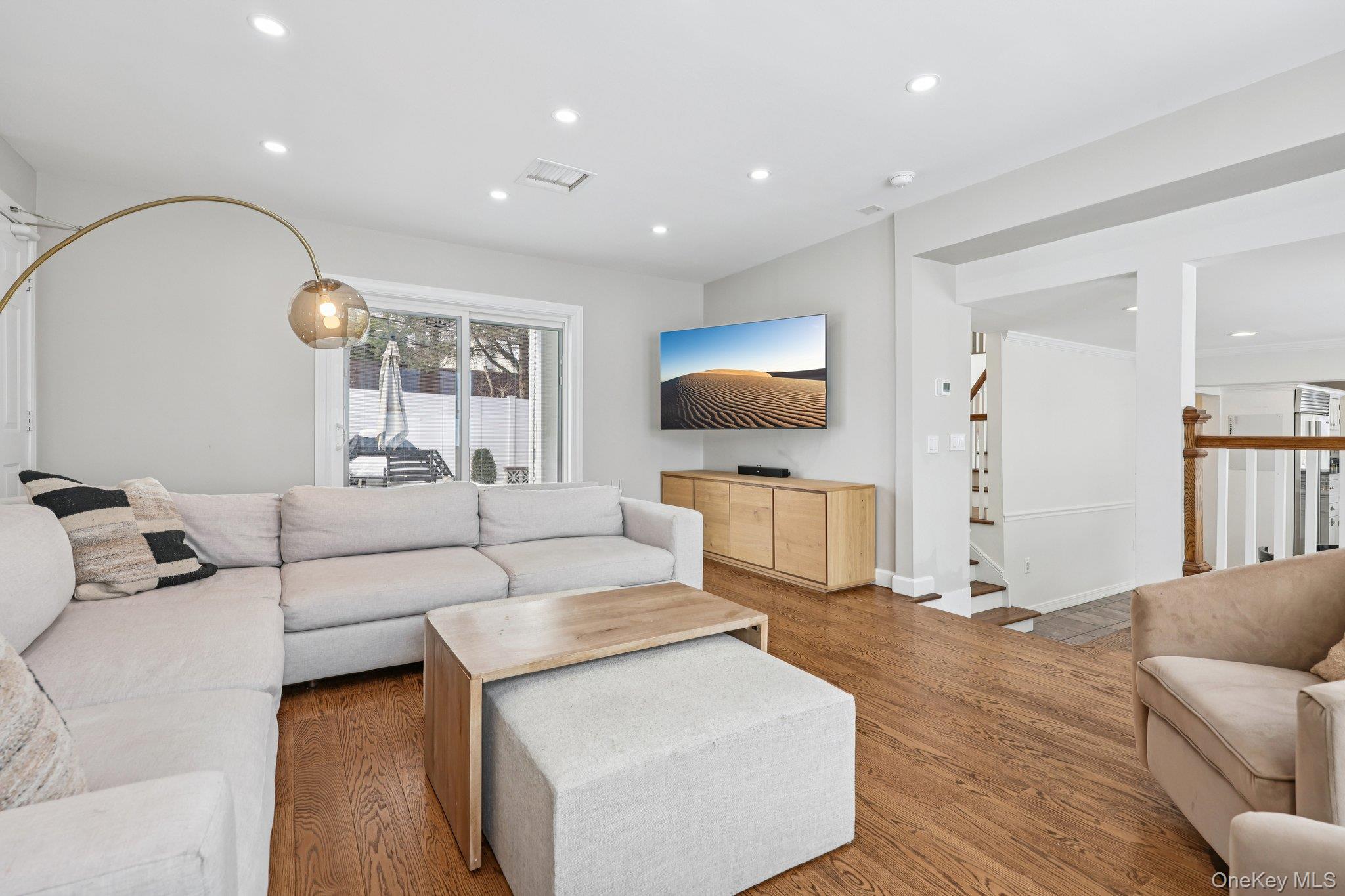 #19 photo, 56 Hewitt Avenue, Bronxville , NY 10708