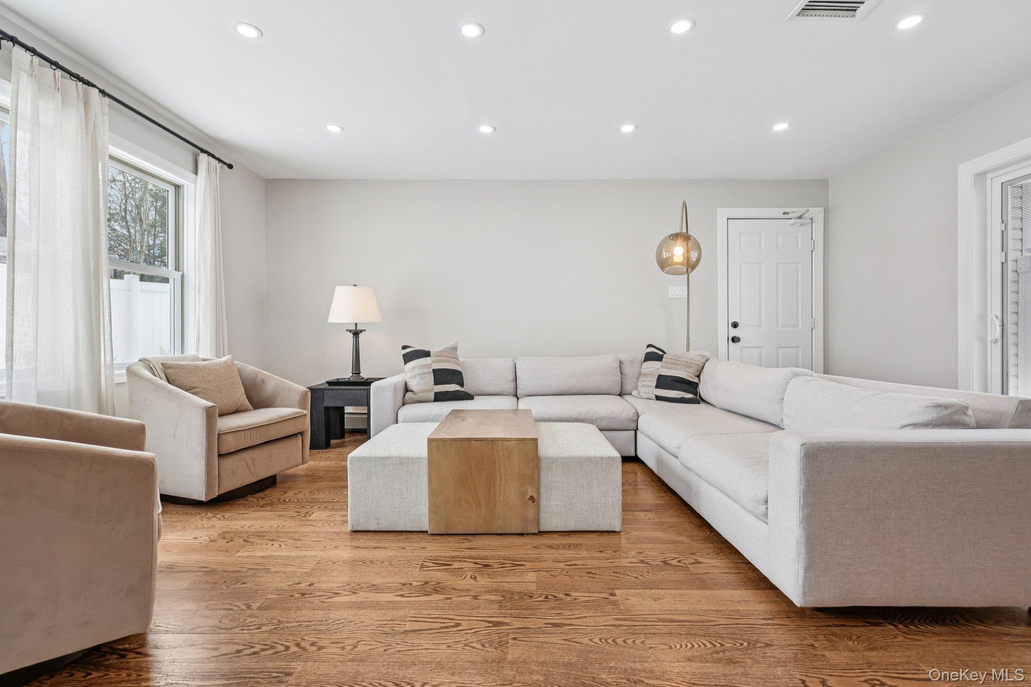 #20 photo, 56 Hewitt Avenue, Bronxville , NY 10708