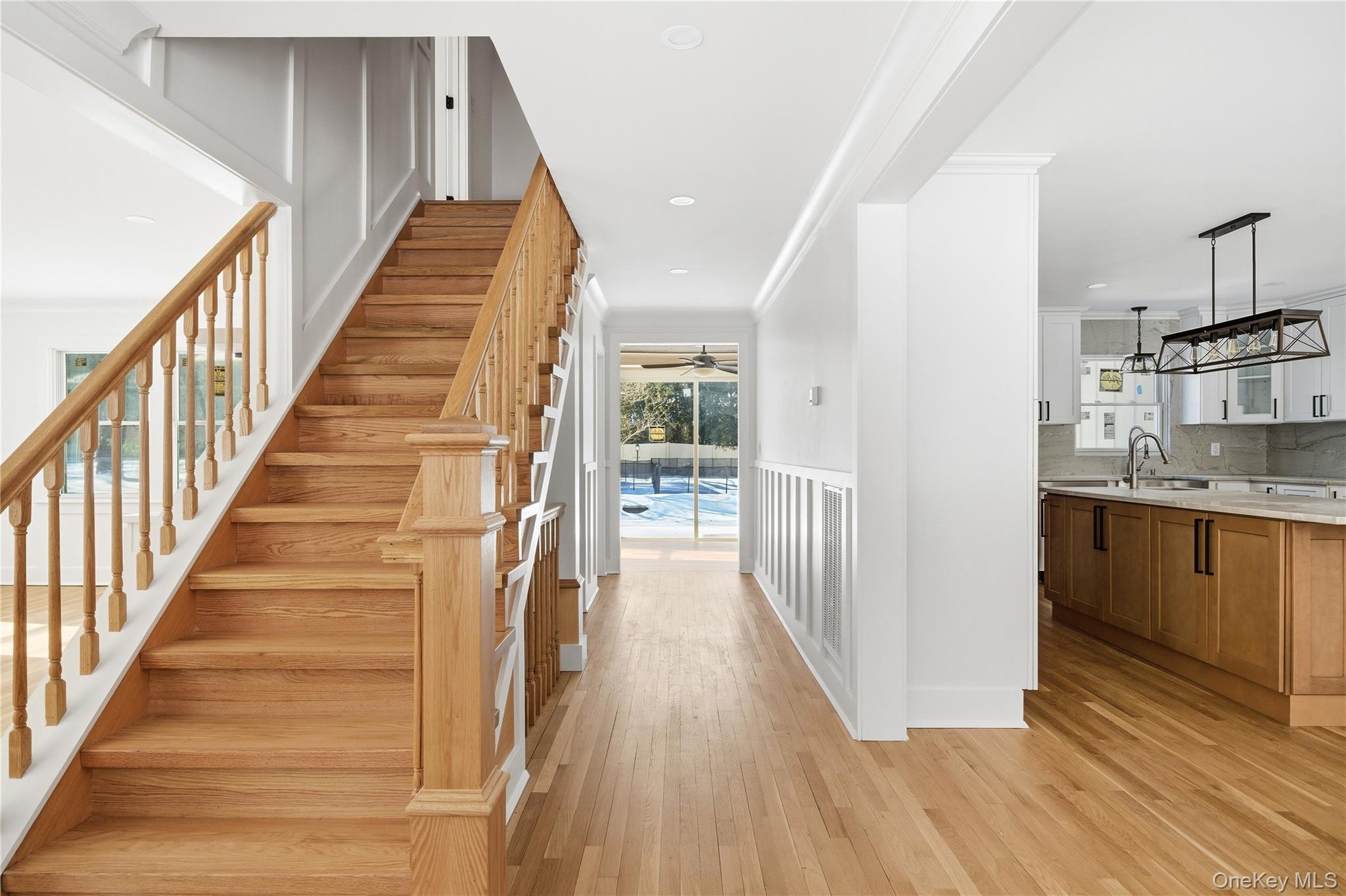 #15 photo, 75 Centerport Road, Greenlawn , NY 11740