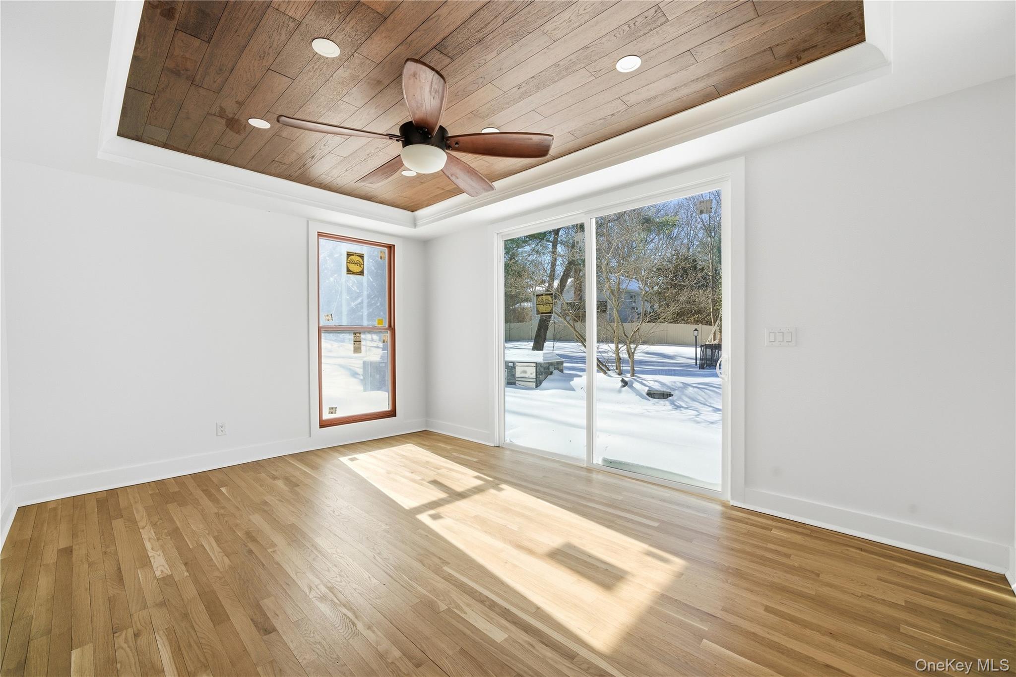 #18 photo, 75 Centerport Road, Greenlawn , NY 11740