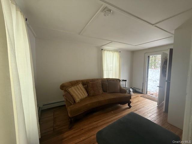 #7 photo, 9 Church Street, Hyde Park , NY 12538