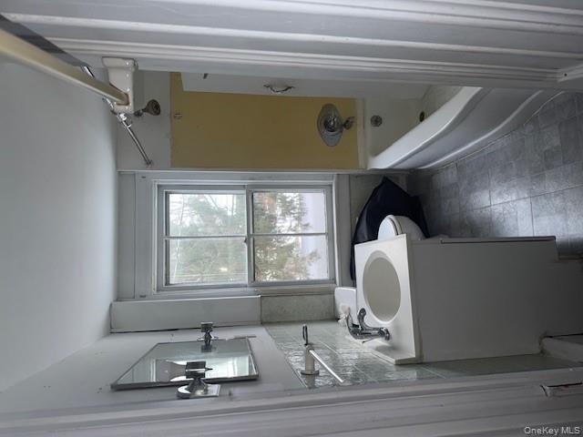 #8 photo, 9 Church Street, Hyde Park , NY 12538