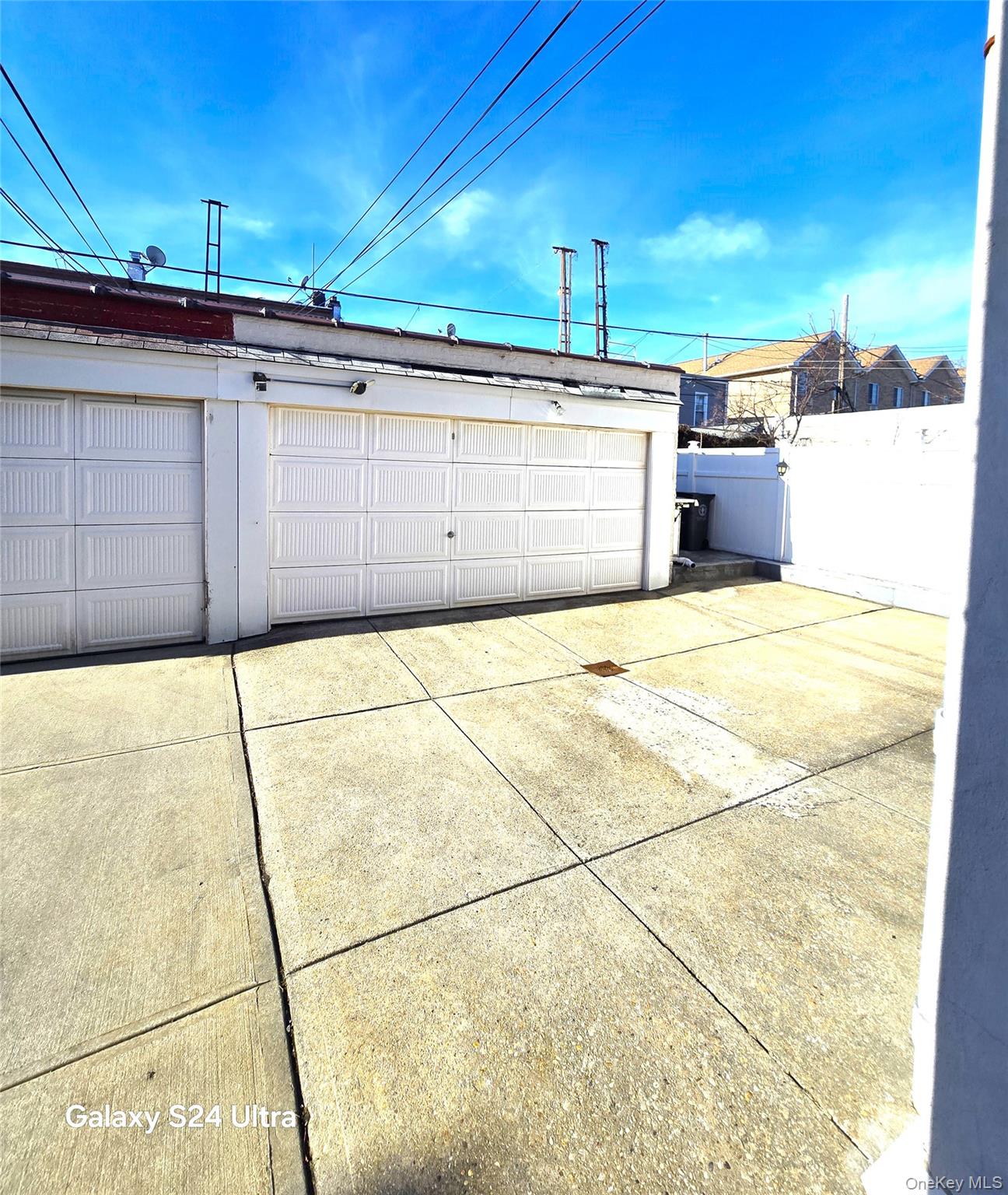 #7 photo, 7018 68th Street, קווינס Glendale , NY 11385