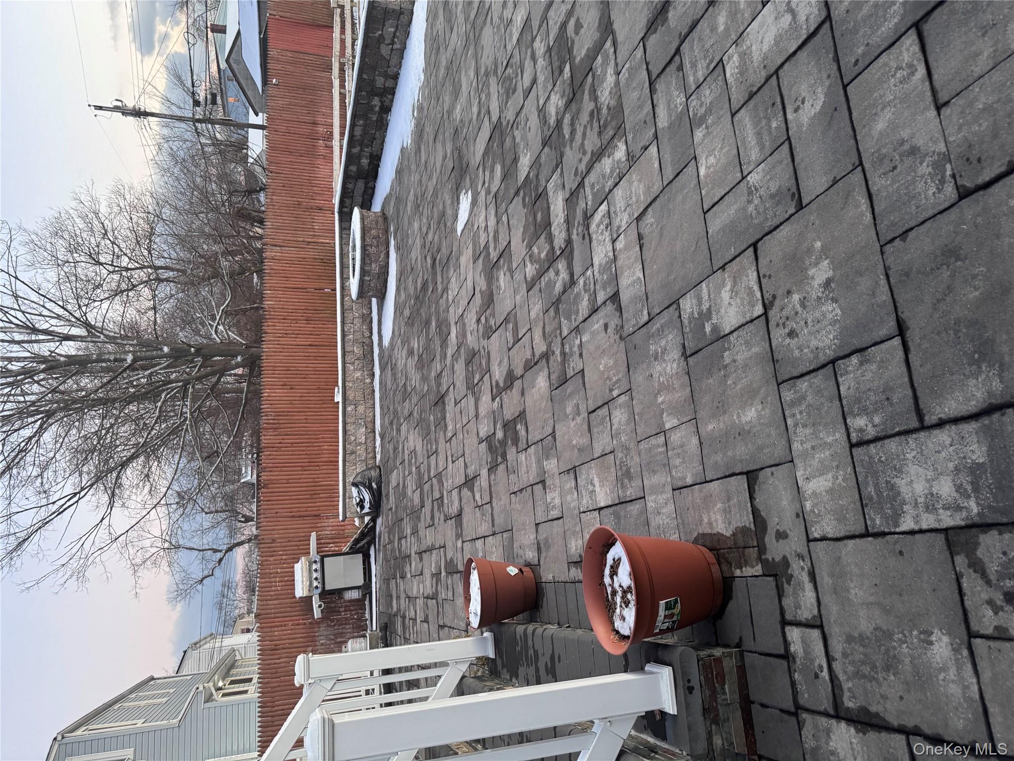 #8 photo, 15 Penndale Drive, सफ़ोक काउंटी Amityville , NY 11701