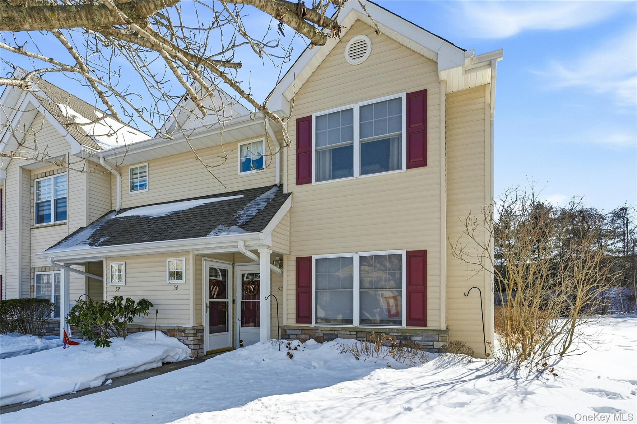 #2 photo, 54 Morley Circle, सफ़ोक काउंटी Melville , NY 11747