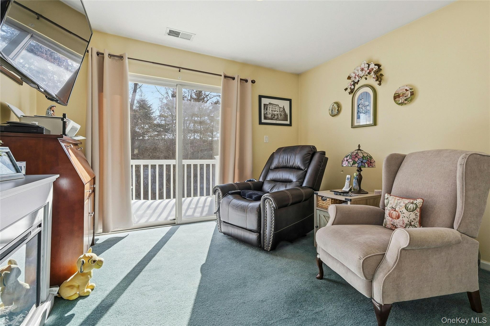 #20 photo, 54 Morley Circle, सफ़ोक काउंटी Melville , NY 11747