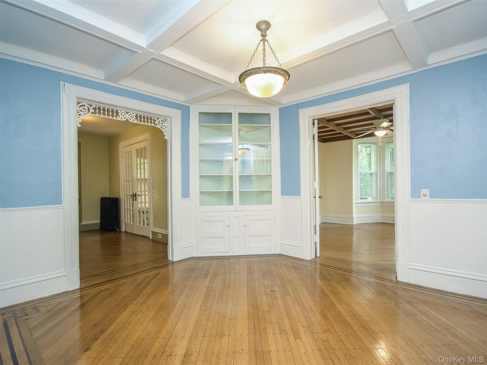 #11 photo, 27 Summit Avenue, מחוז נסאו Sea Cliff , NY 11579