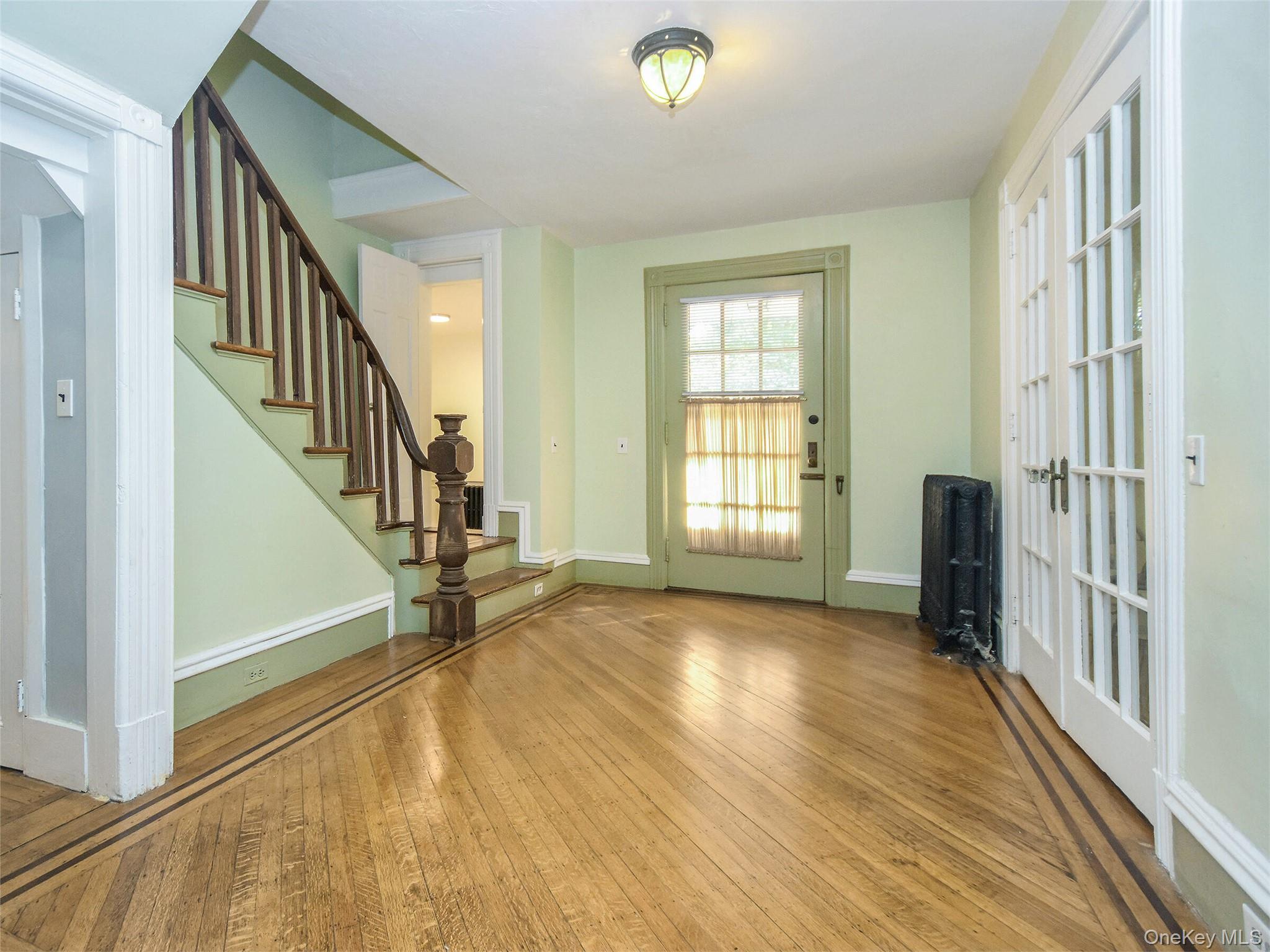 #2 photo, 27 Summit Avenue, מחוז נסאו Sea Cliff , NY 11579