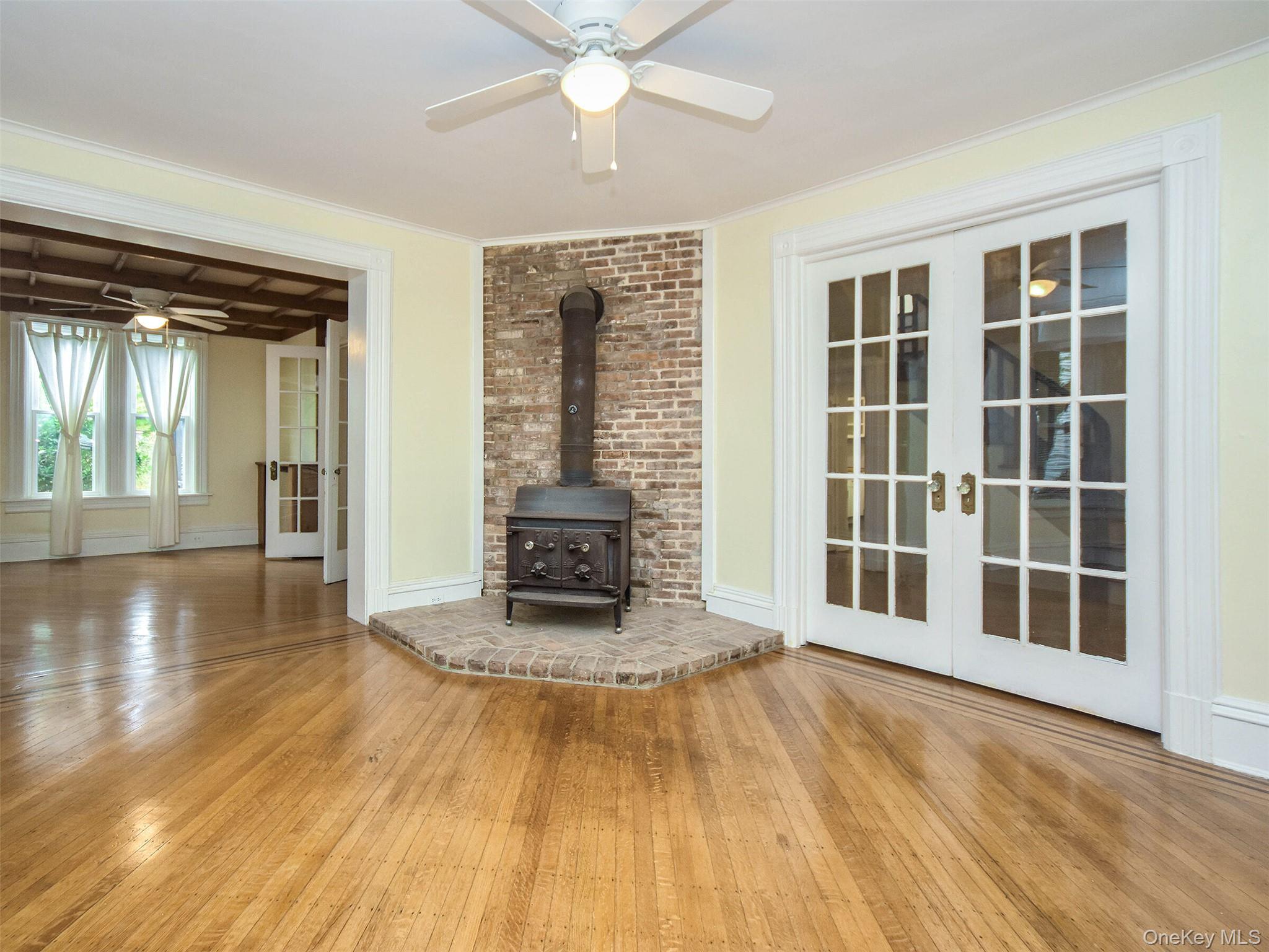 #5 photo, 27 Summit Avenue, מחוז נסאו Sea Cliff , NY 11579