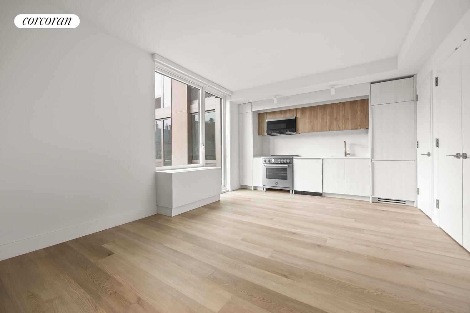 #3 photo, 644 E 14TH Street, مانهاتن East Village , NY 10009