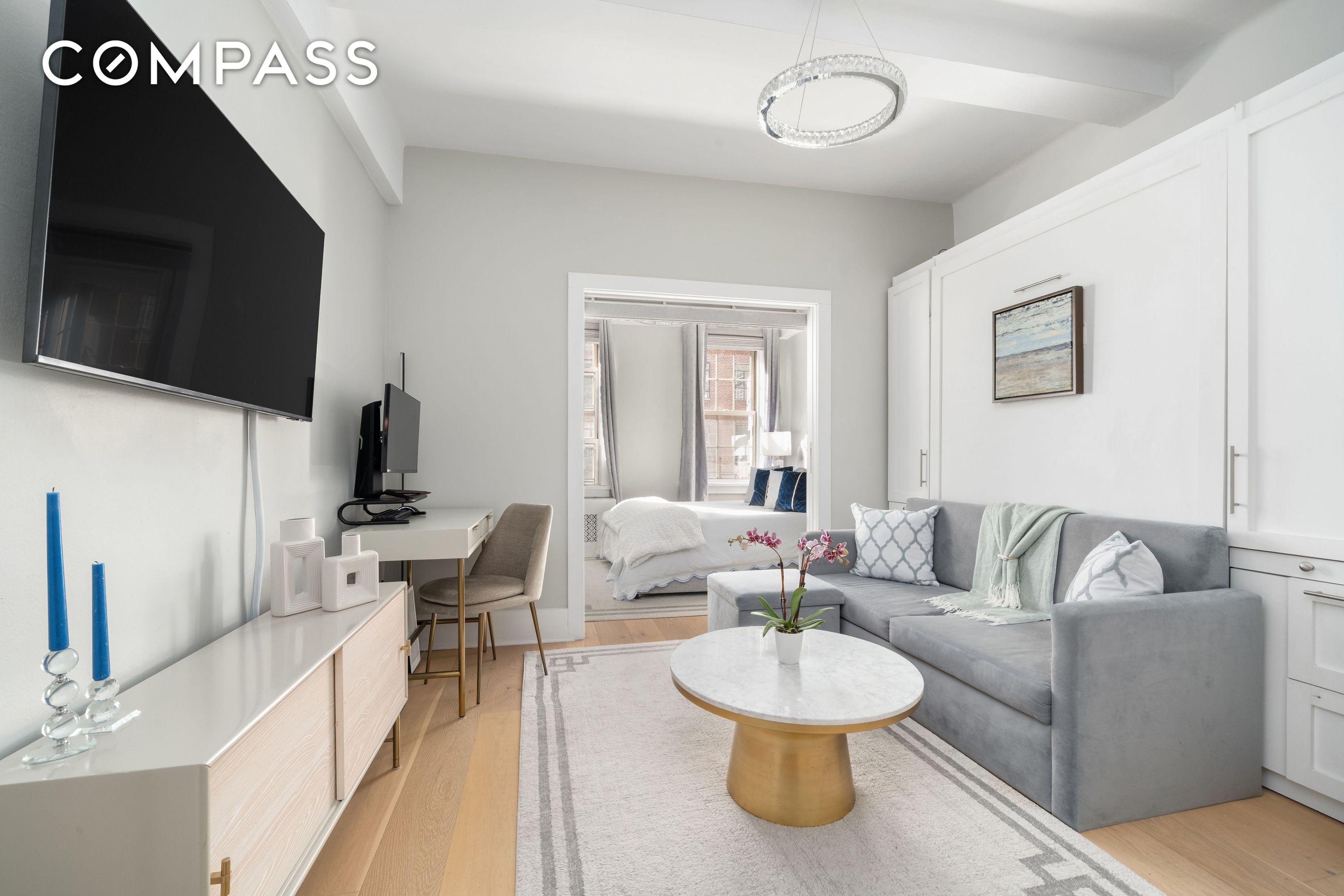 #1 photo, 24 5th Avenue, Greenwich Village , NY 10011