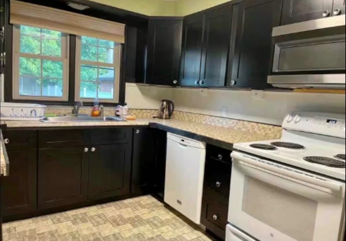 #17 photo, 28 Central Ave, Hunter , NY 12442