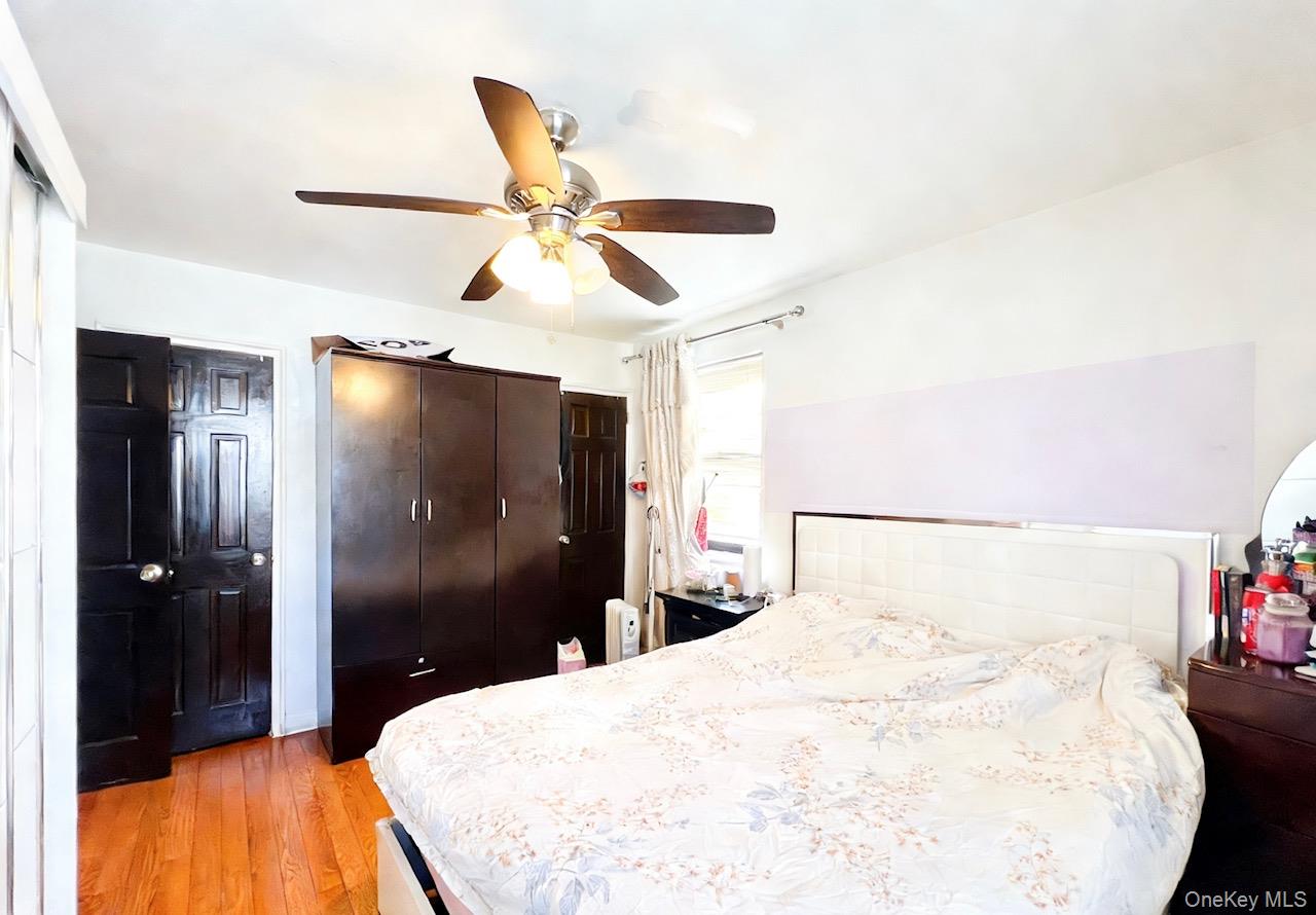 #4 photo, 6838 136th Street, Flushing , NY 11367