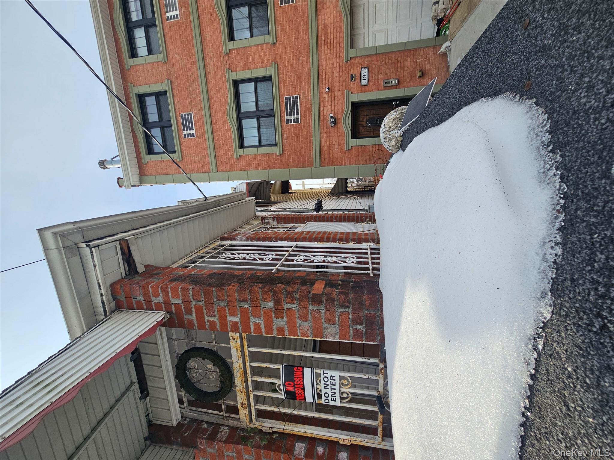 #2 photo, 196 Fountain Avenue, Бруклин ‖ Brooklyn , NY 11208