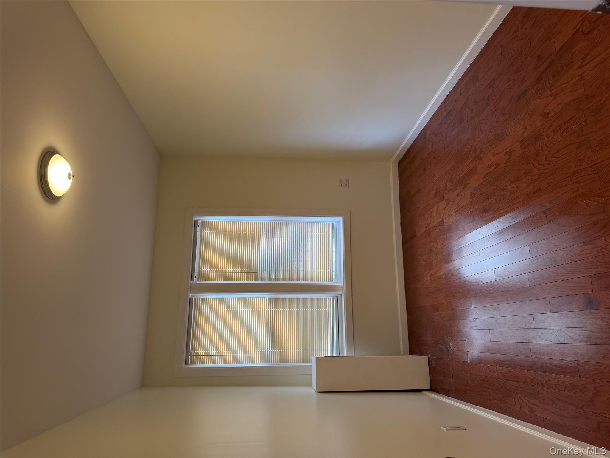 #7 photo, Woodside, Woodside , NY 11377