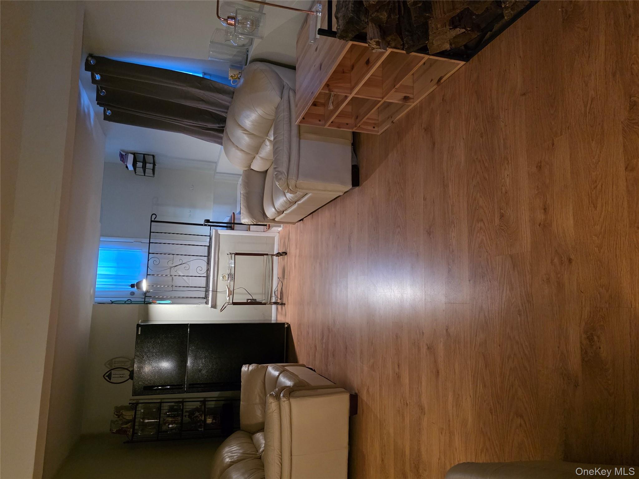 #16 photo, 15 Canterbury Drive, Coram , NY 11727