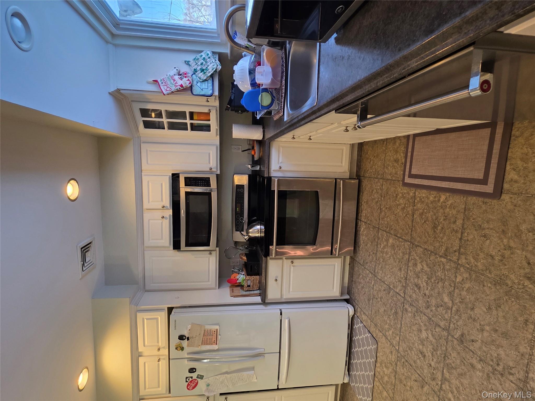 #2 photo, 15 Canterbury Drive, Coram , NY 11727