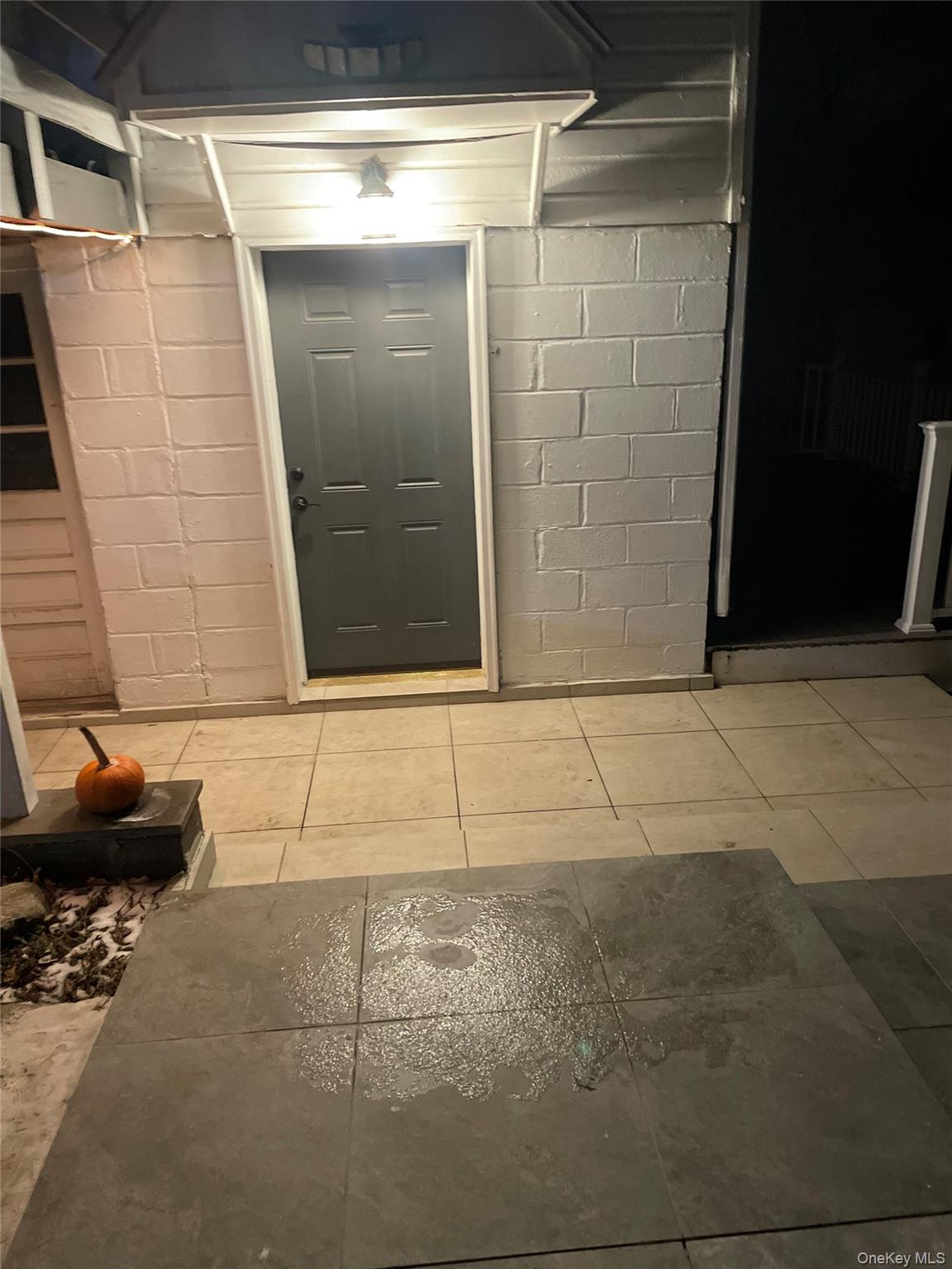 #10 photo, 94 Baron De Hirsch rd, Crompond , NY 10517