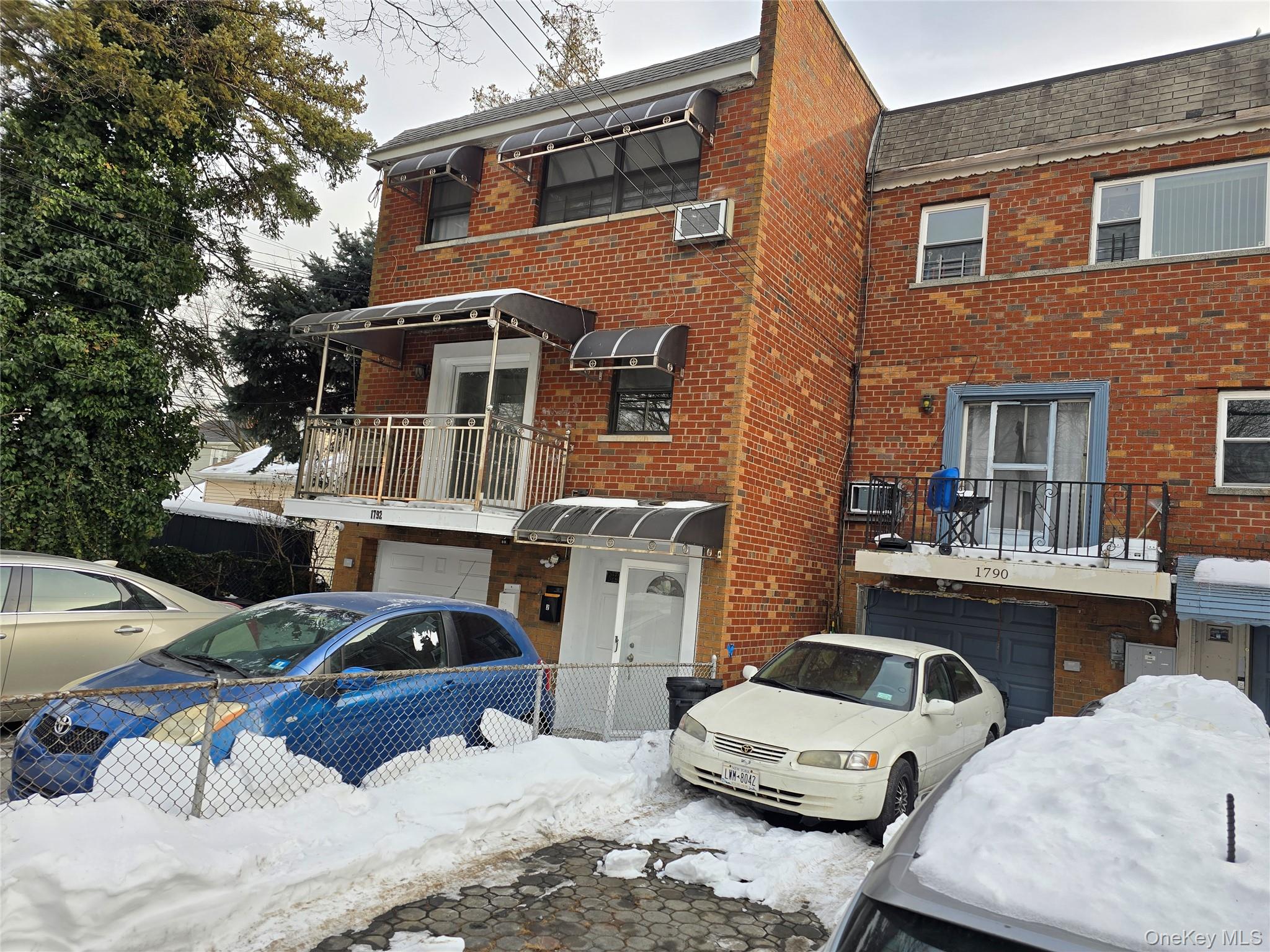 #1 photo, 1792 Lacombe Avenue, Бронкс ‖ Bronx , NY 10473