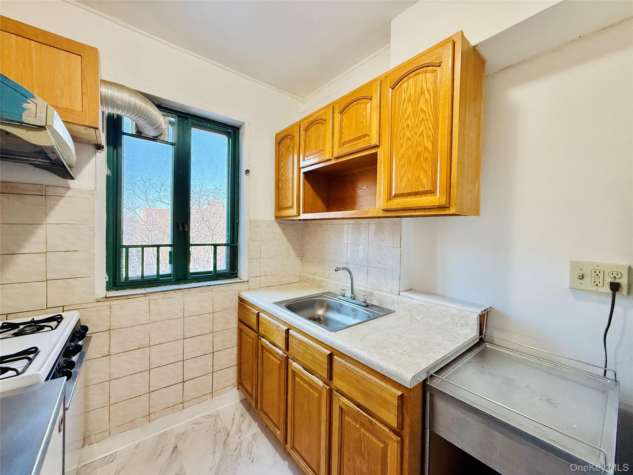 #2 photo, 1562 Unionport Road, Bronx , NY 10462