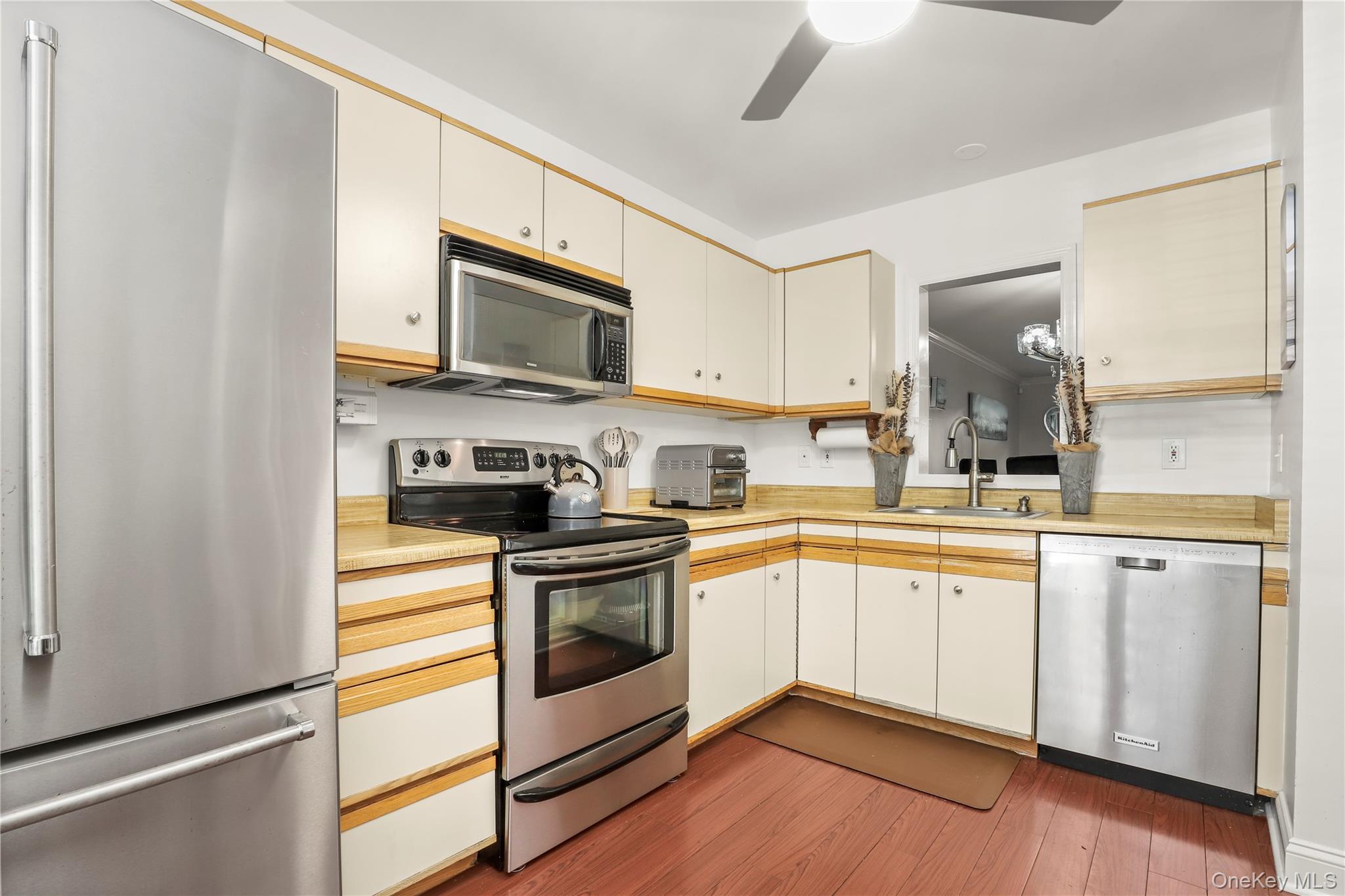 #10 photo, 103 Twin Brook Court, Carmel , NY 10512