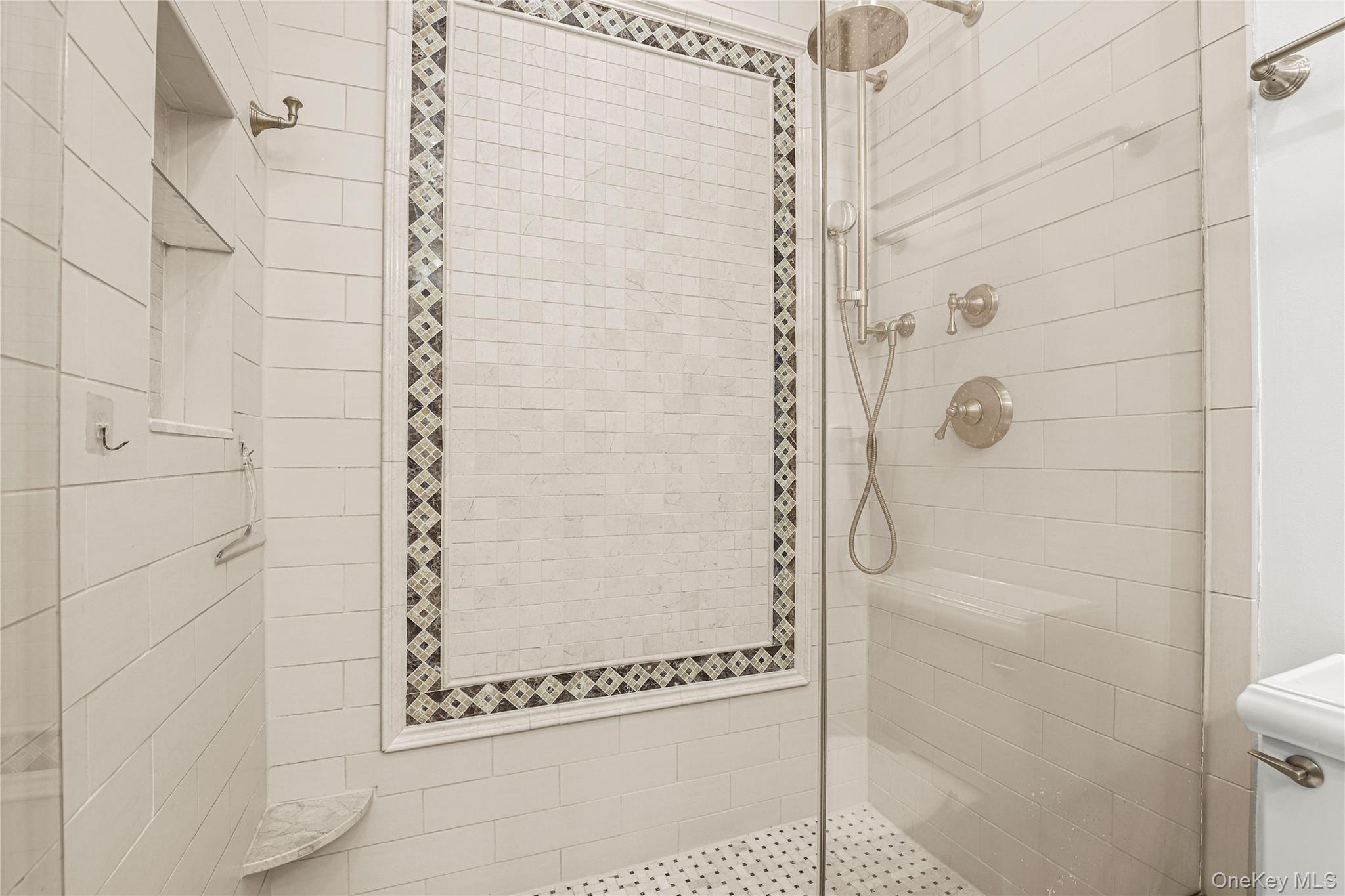 #18 photo, 103 Twin Brook Court, Carmel , NY 10512