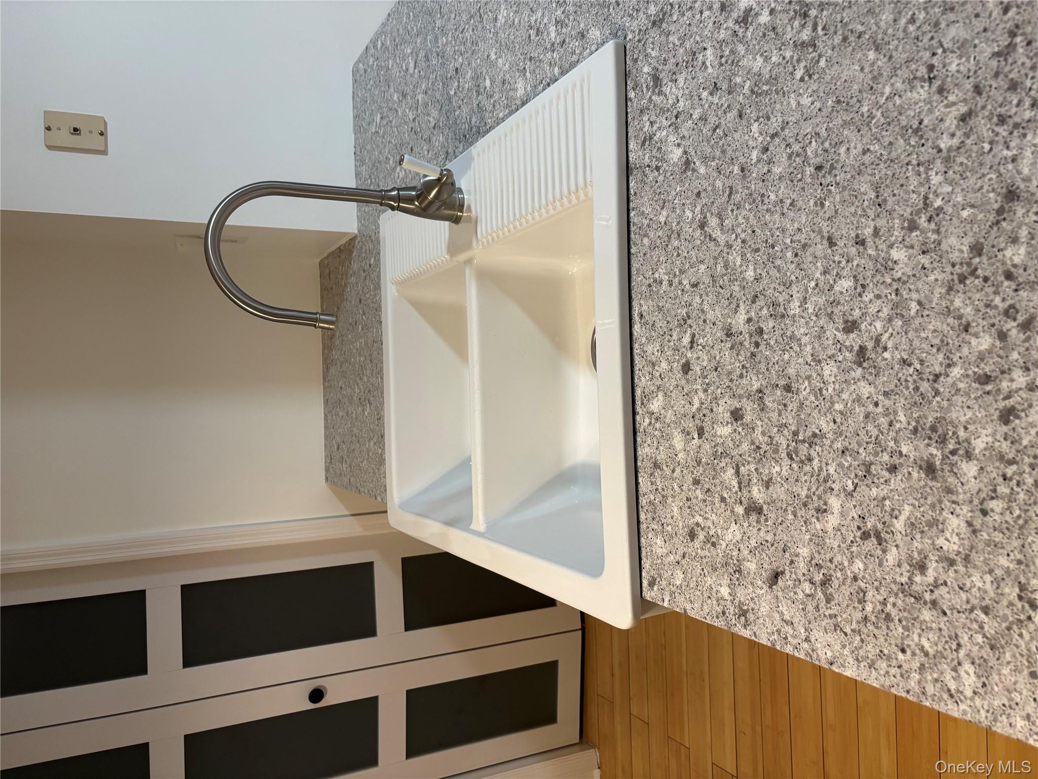 #9 photo, 166 East Crooked Hill Rd, 紐約州 Pearl River , NY 10965