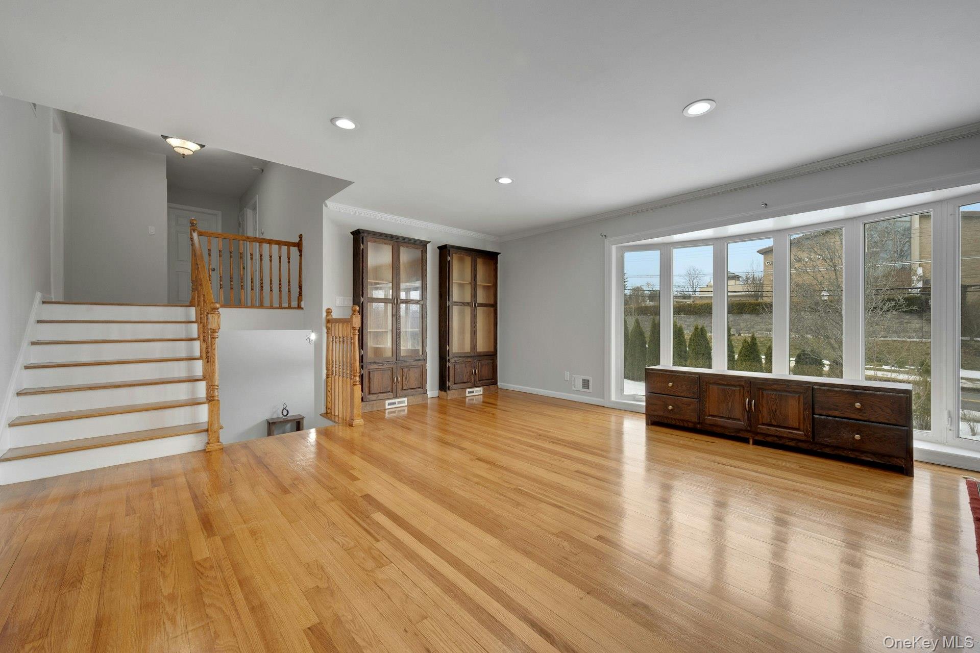 #5 photo, 84 Palmer Avenue, Scarsdale , NY 10583