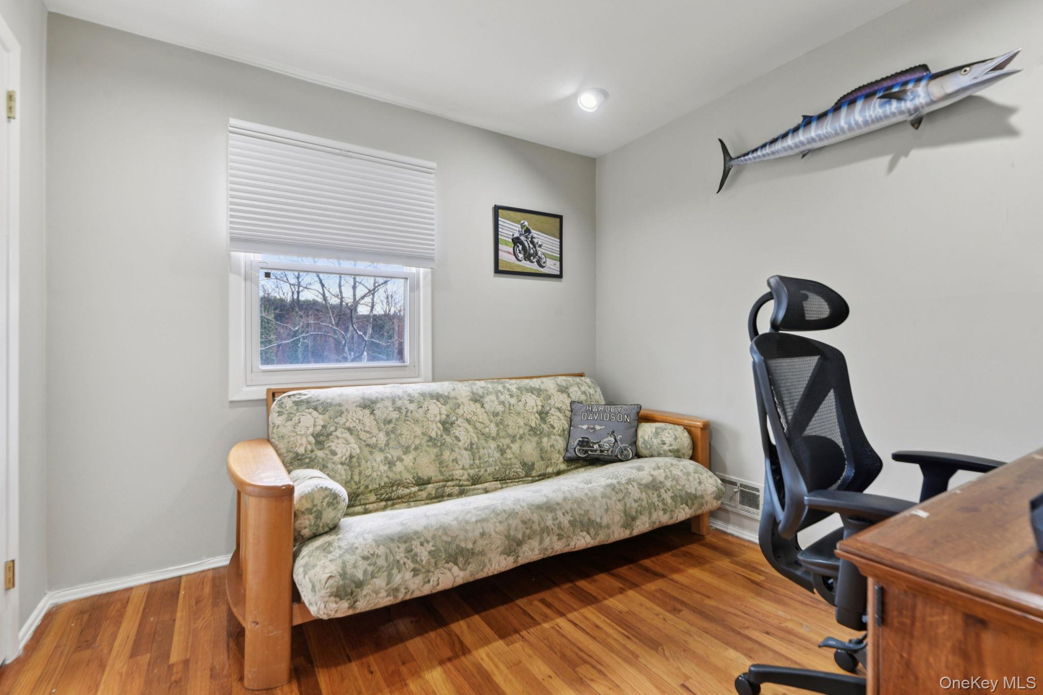 #20 photo, 14 Fairway Drive, Great Neck , NY 11020