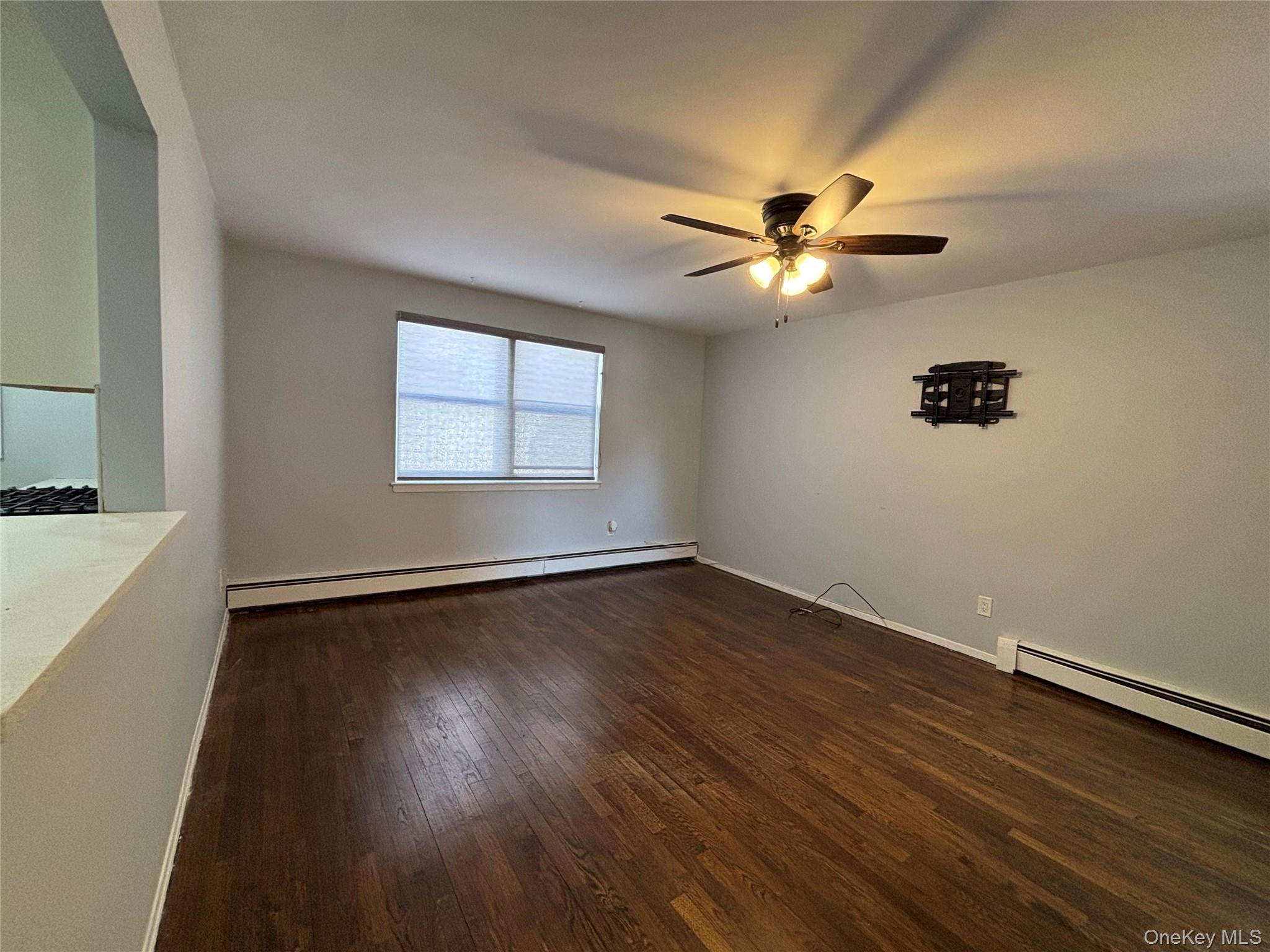 #13 photo, 1690 Grand Avenue, North Baldwin , NY 11510