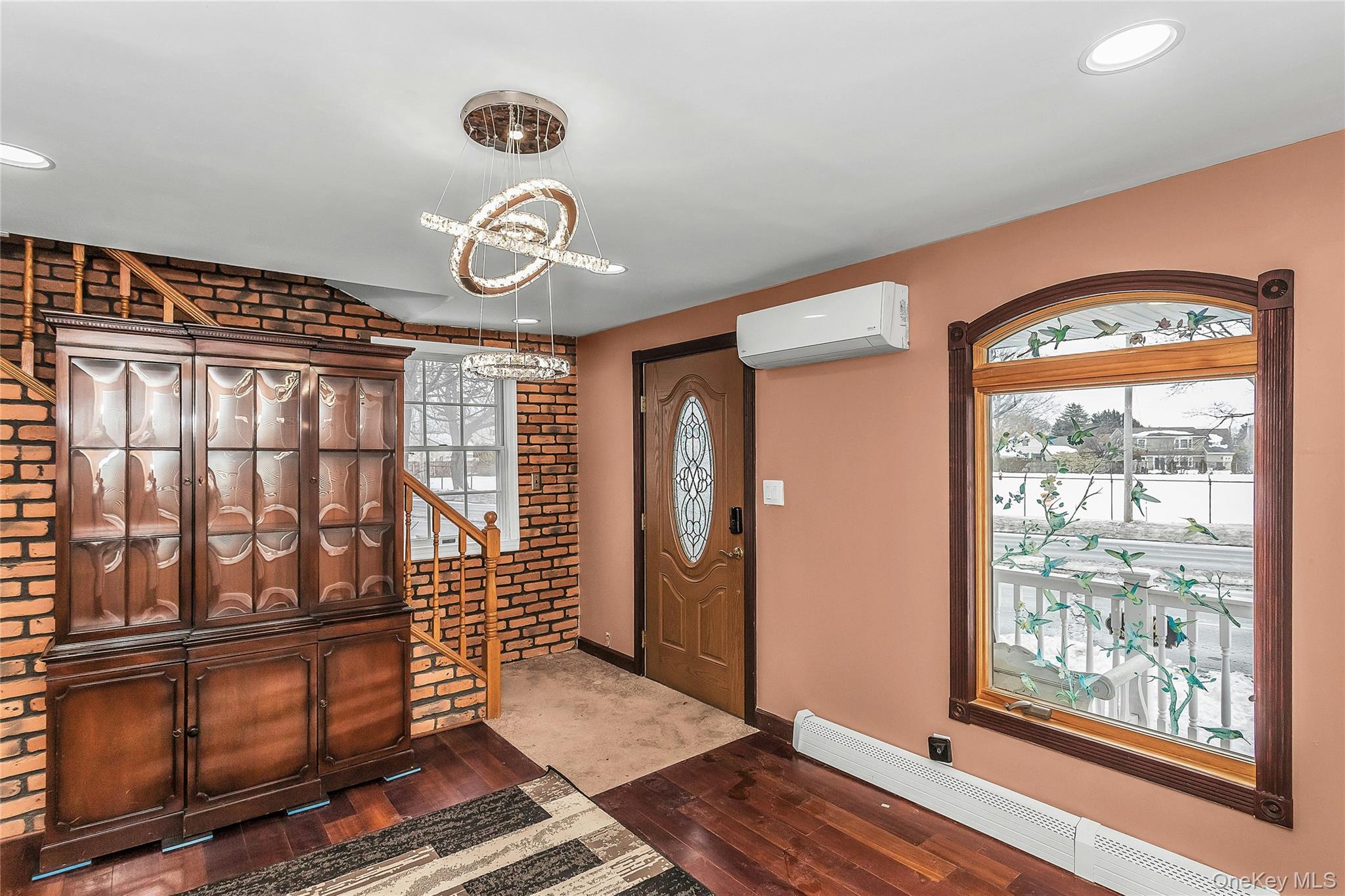 #6 photo, 524 Jerusalem Avenue, Hicksville , NY 11801