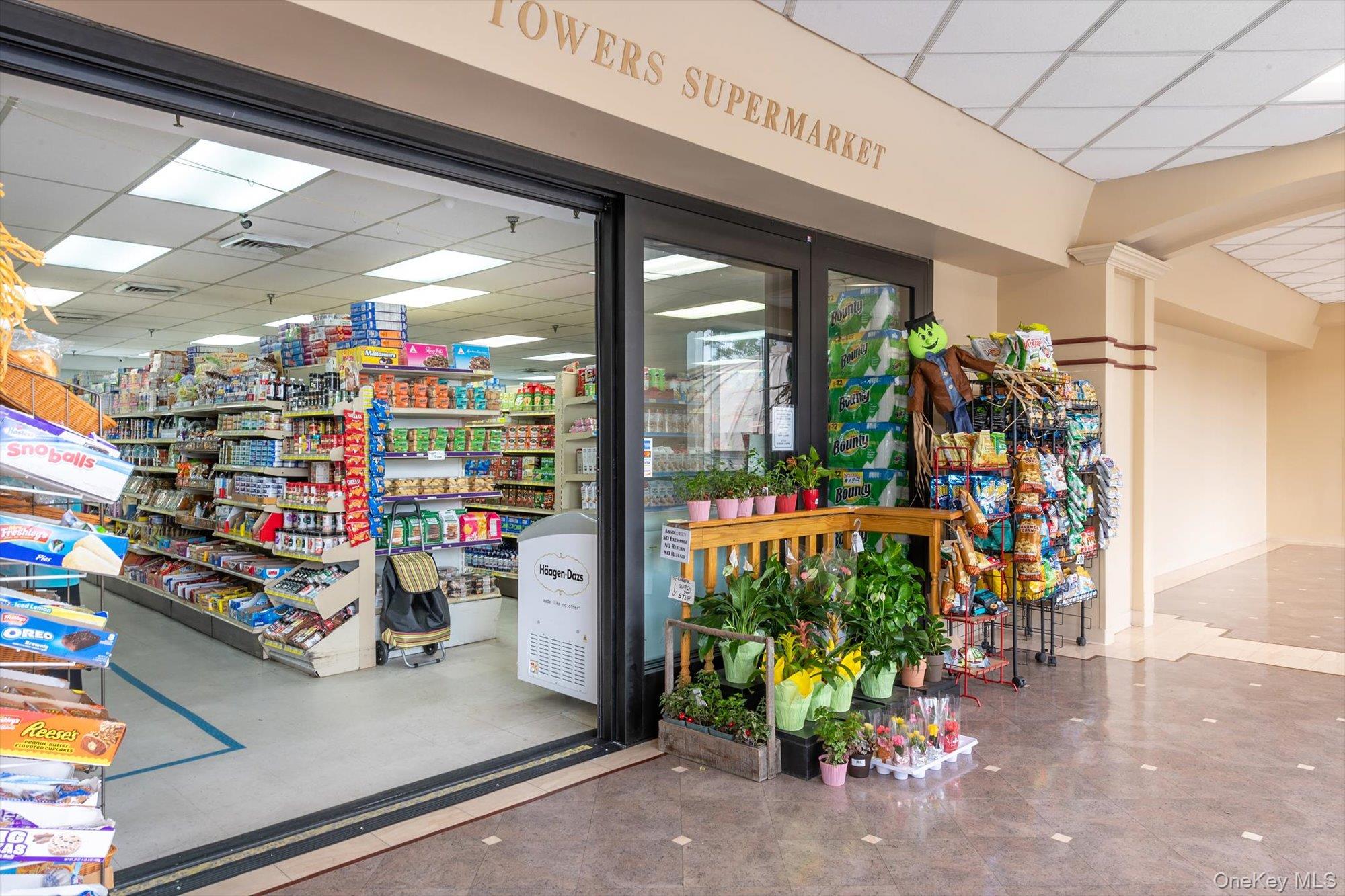 #18 photo, 271-10 Grand Central Pkwy, Куинс ‖ Floral Park , NY 11005