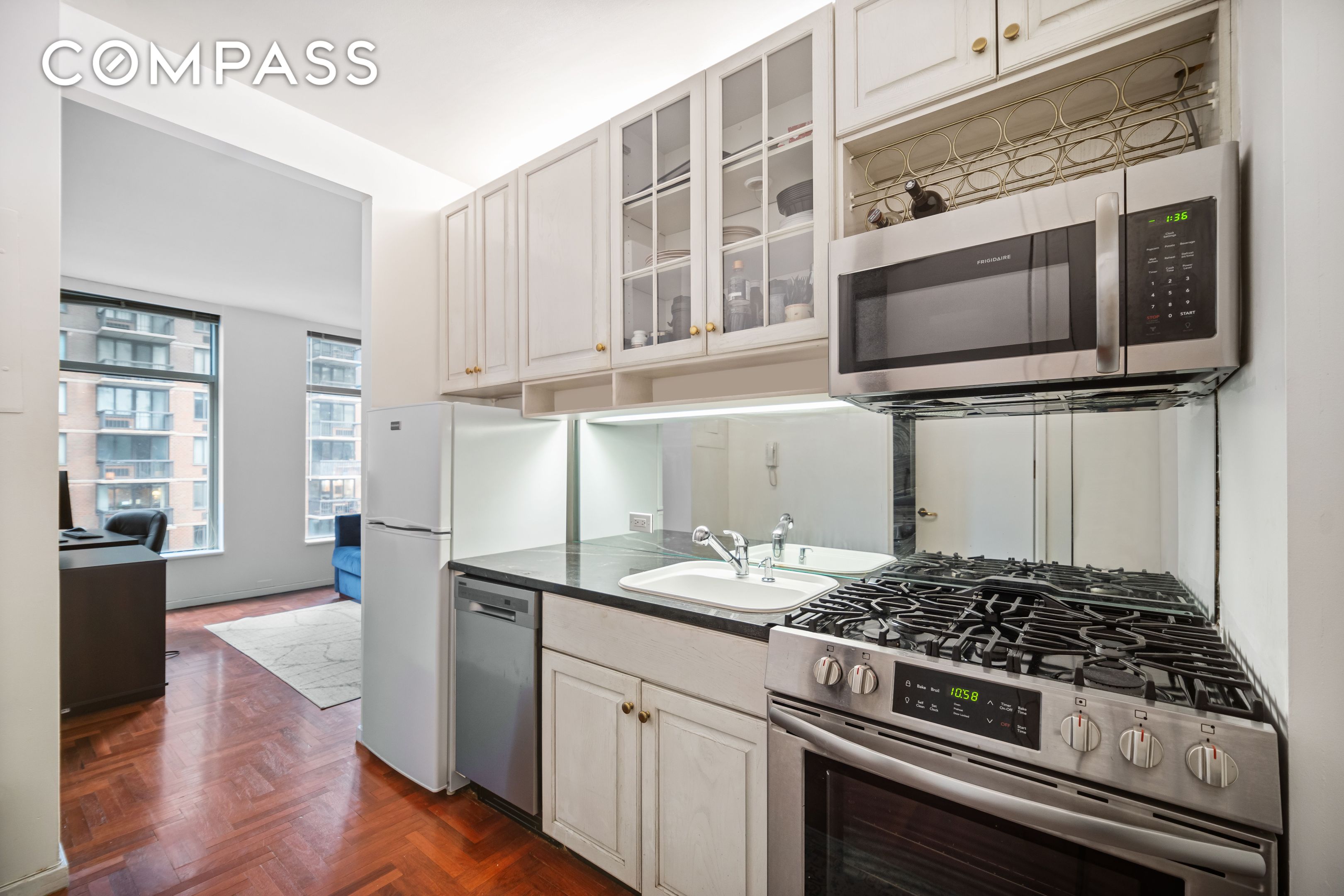 #4 photo, New York City, مانهاتن Midtown East , NY 10022