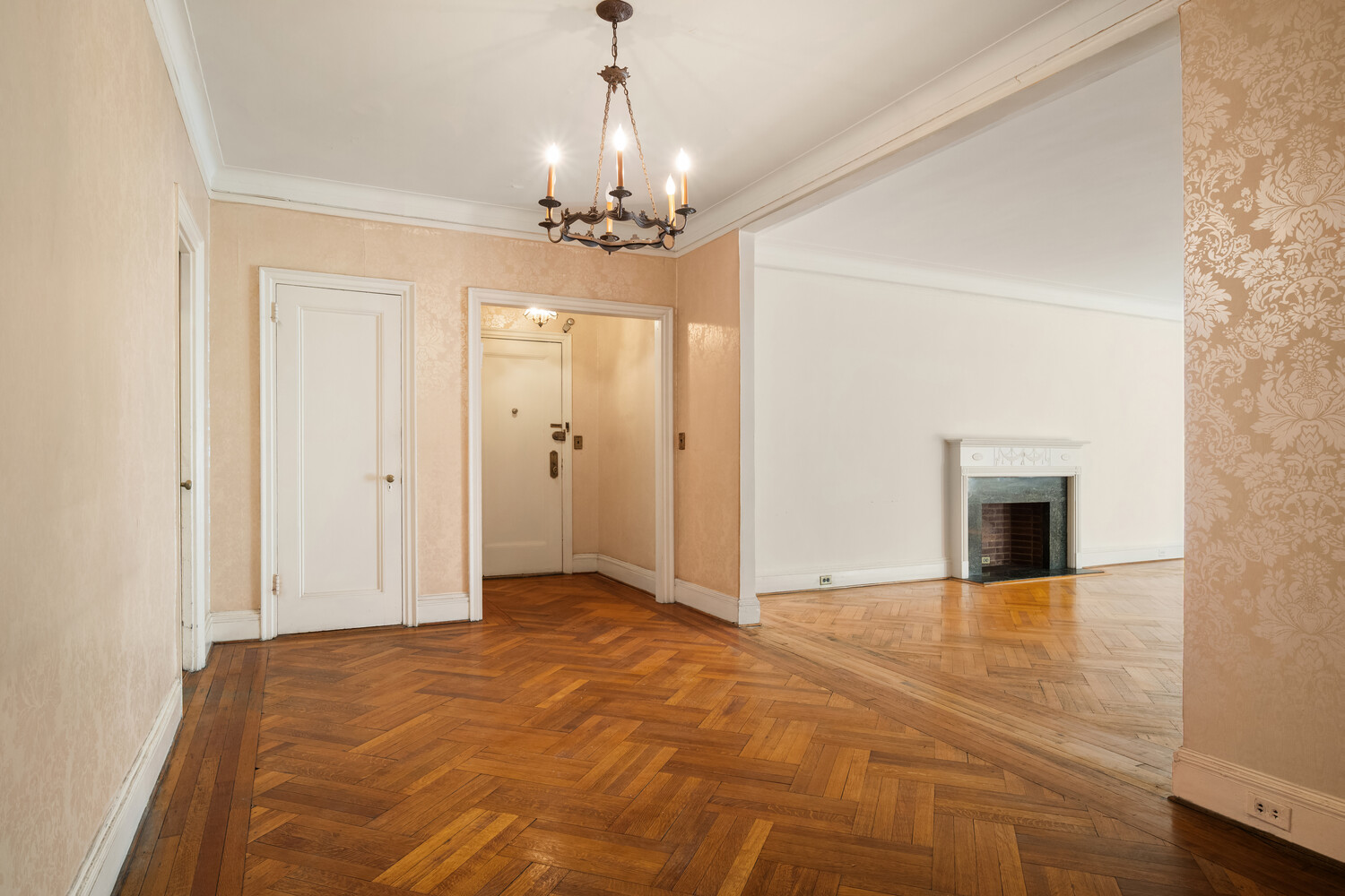 #6 photo, 262 CENTRAL Park W, Upper West Side , NY 10024