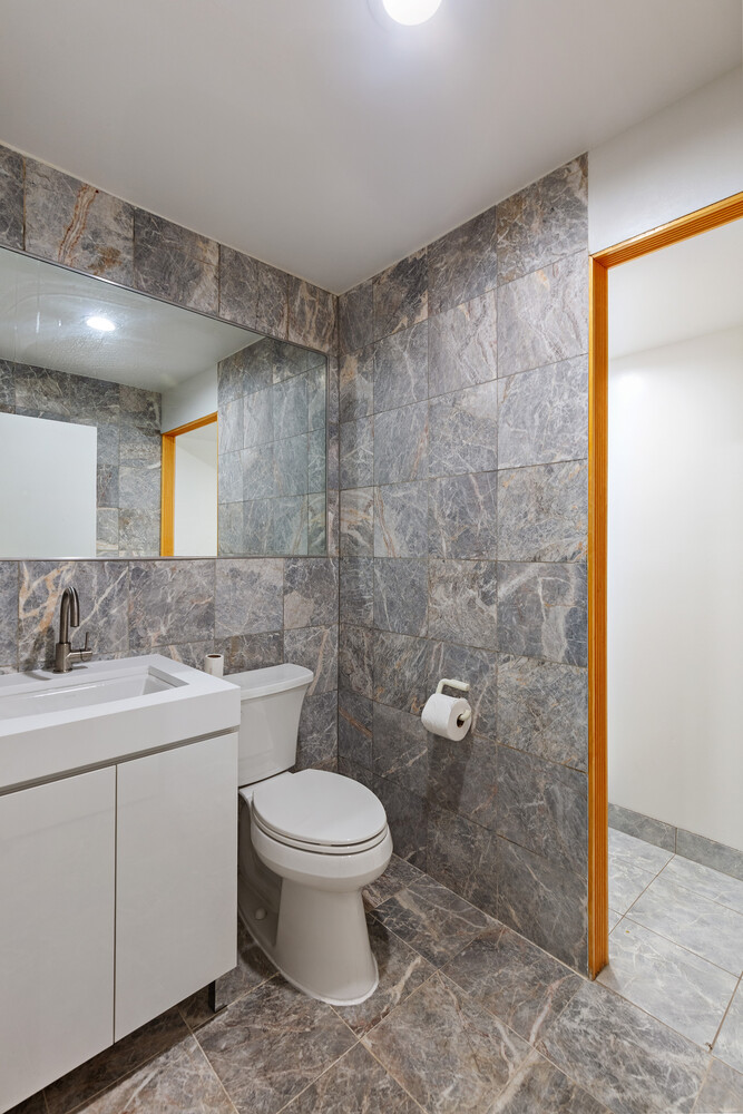 #18 photo, 210 E 47TH Street, मैनहटन Turtle Bay , NY 10017