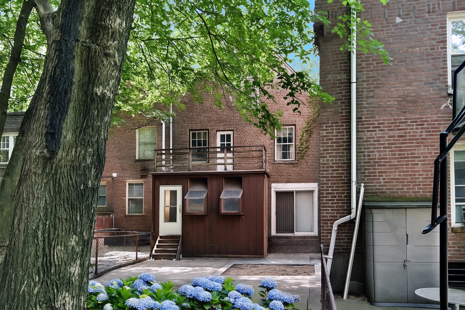 #4 photo, 39-61 44th Street, Sunnyside Gardens , NY 11104