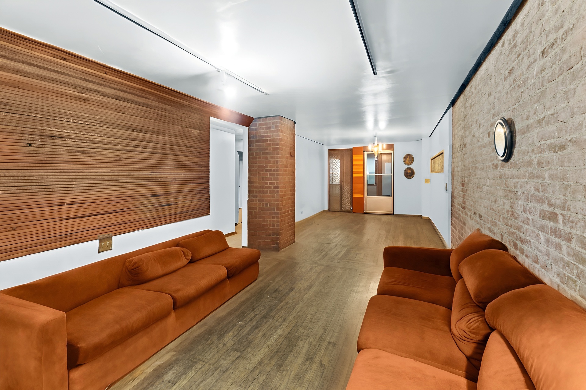 #7 photo, 39-61 44th Street, Sunnyside Gardens , NY 11104