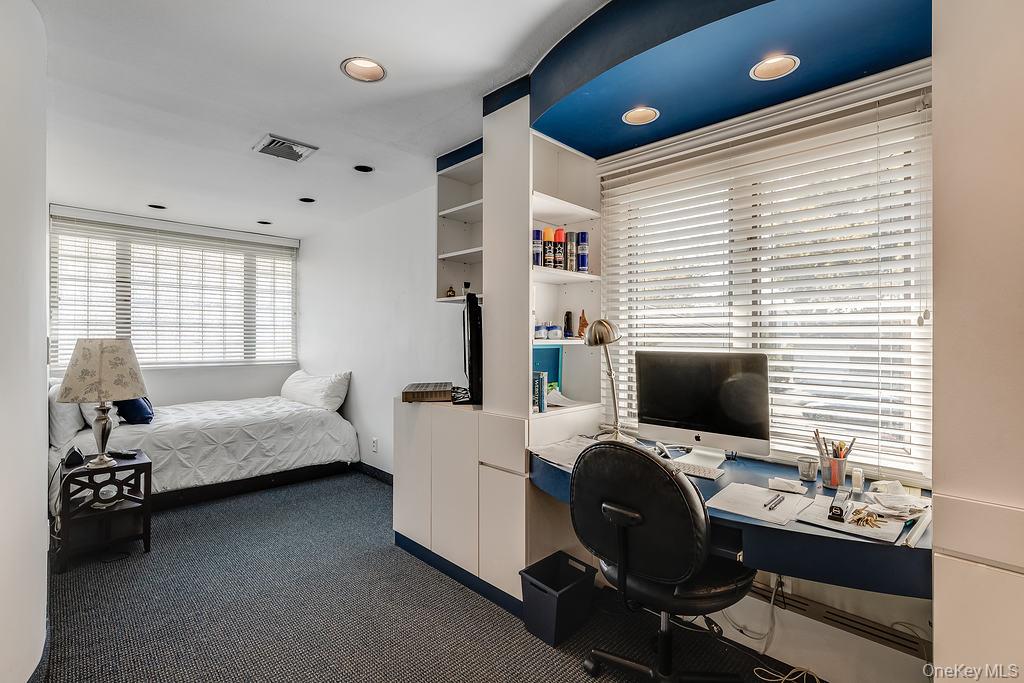 #10 photo, 900 Kilmer Lane, North Woodmere , NY 11581