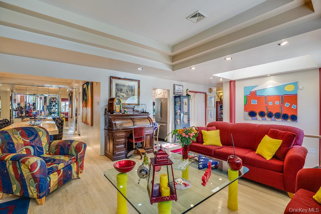 #4 photo, 900 Kilmer Lane, North Woodmere , NY 11581