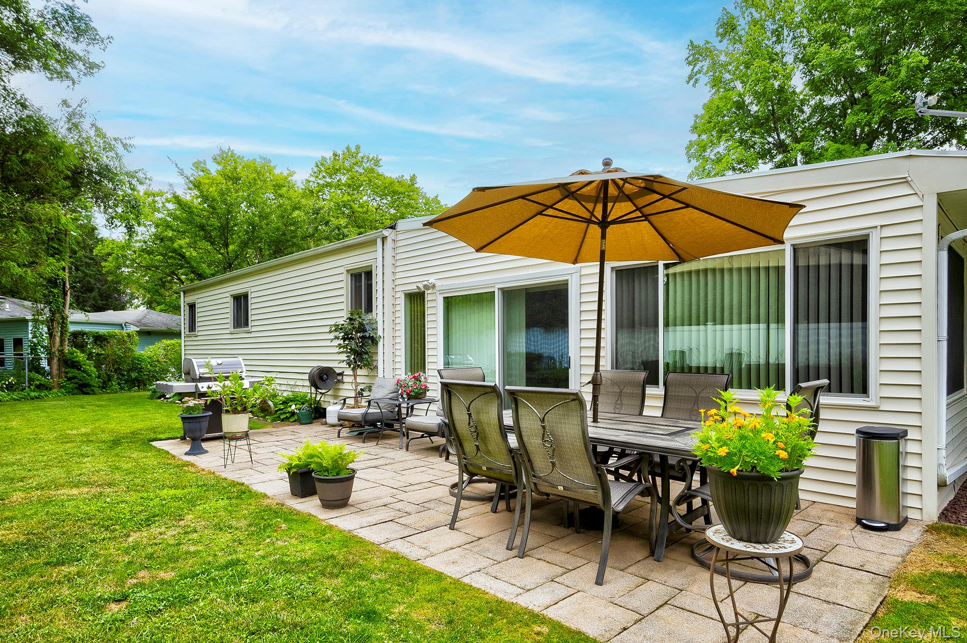 #13 photo, 7 Bartel Place, South Huntington , NY 11746