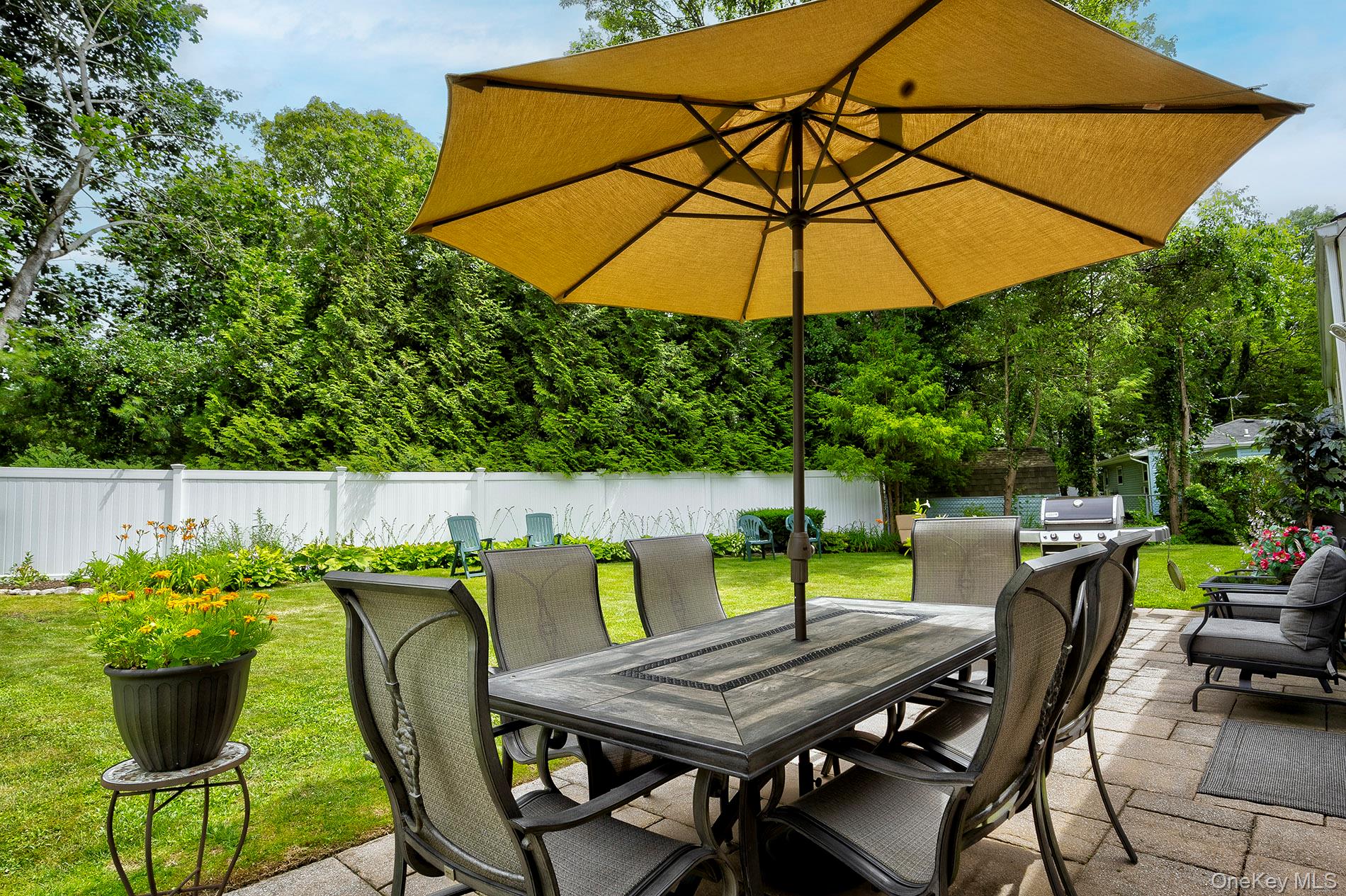 #14 photo, 7 Bartel Place, South Huntington , NY 11746