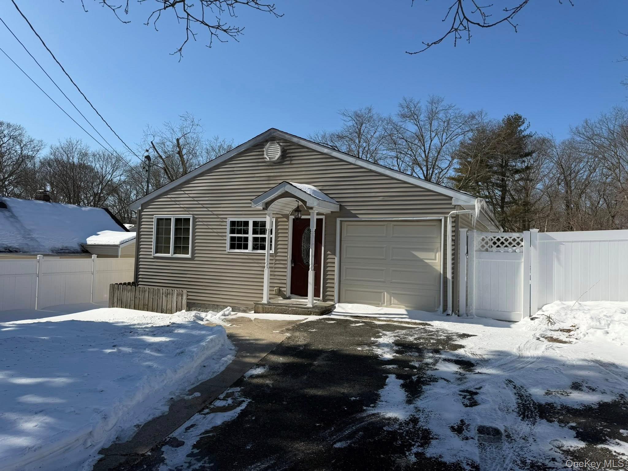 #1 photo, 168 Woodycrest Drive, Farmingville , NY 11738