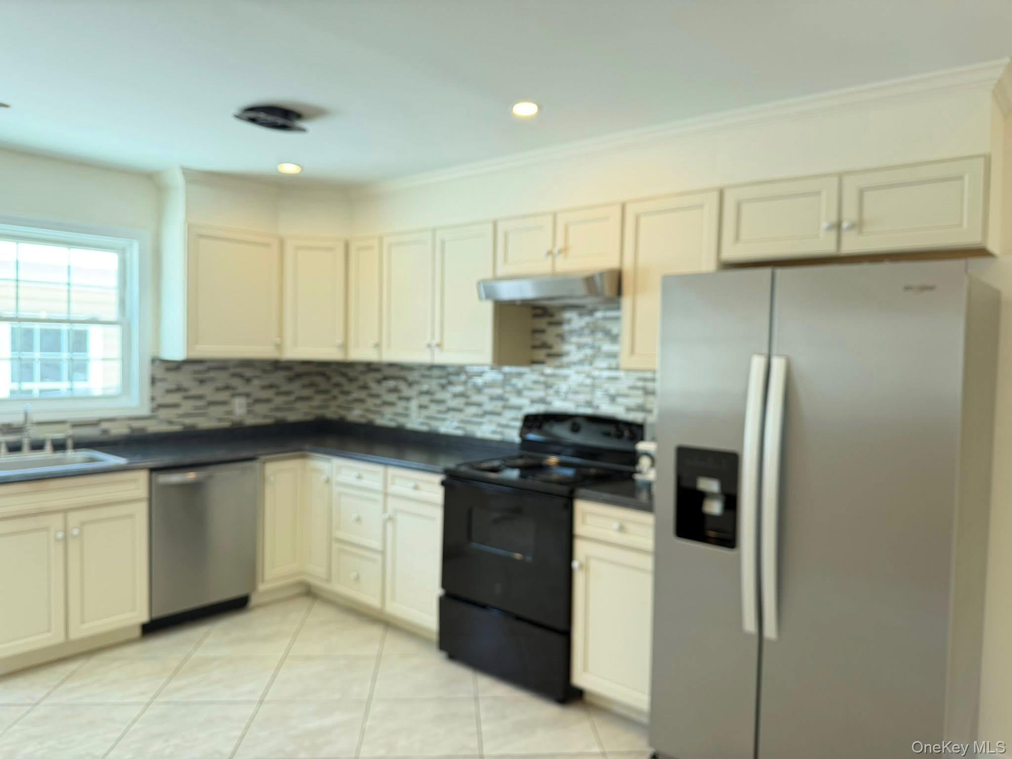 #3 photo, 168 Woodycrest Drive, Farmingville , NY 11738