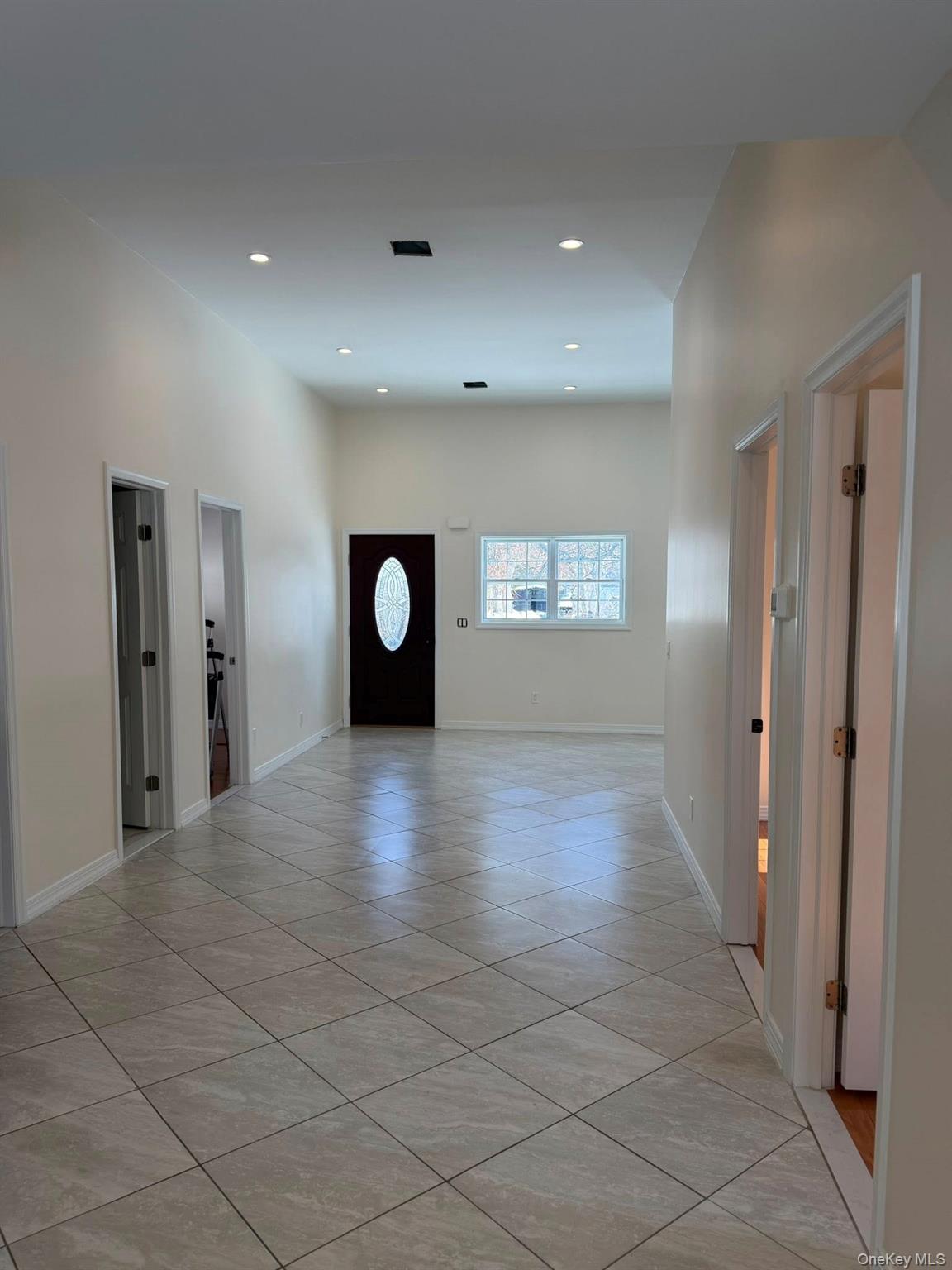 #4 photo, 168 Woodycrest Drive, Farmingville , NY 11738