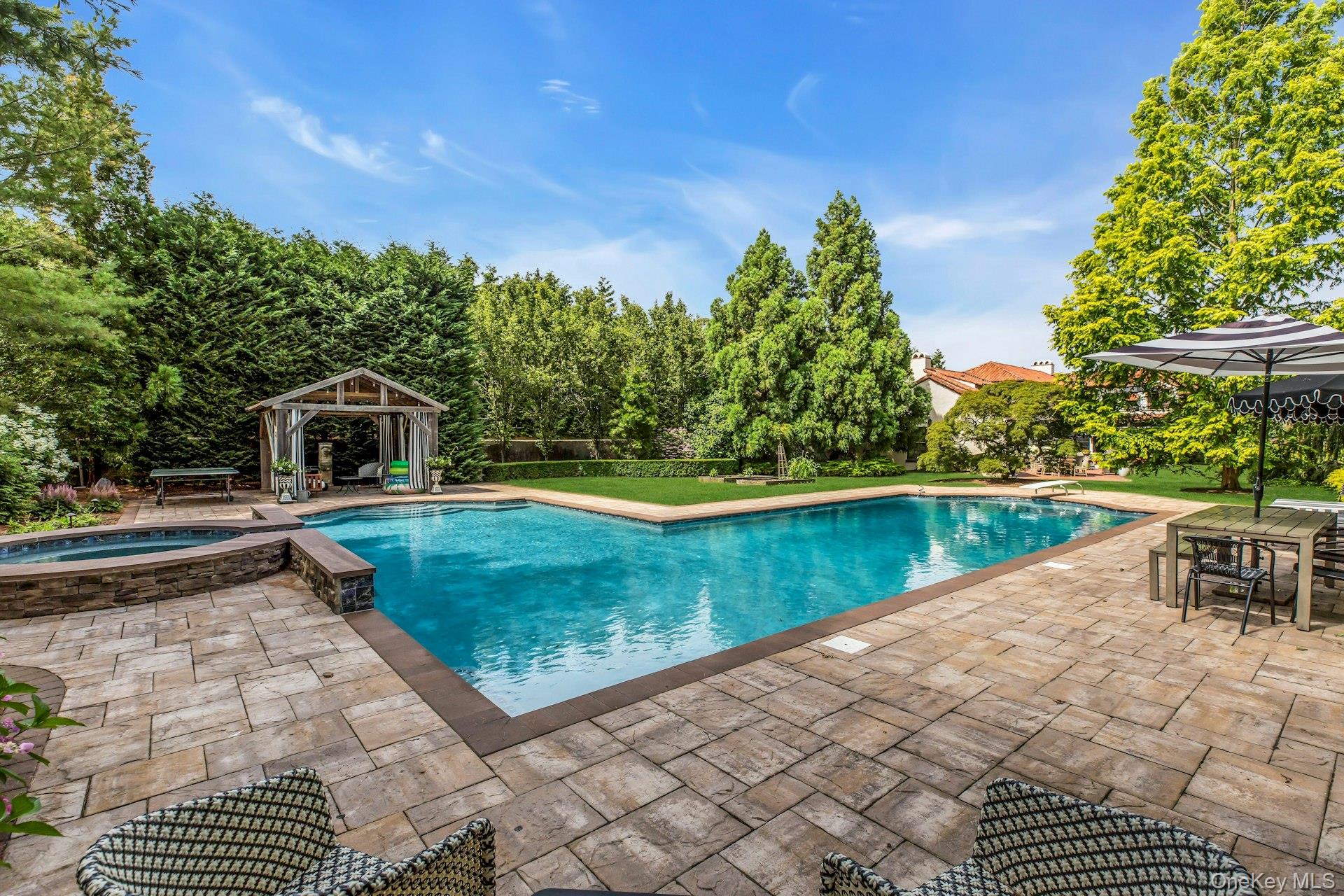 #20 photo, 259 Lakeview Avenue, Саффолк ‖ Brightwaters , NY 11718