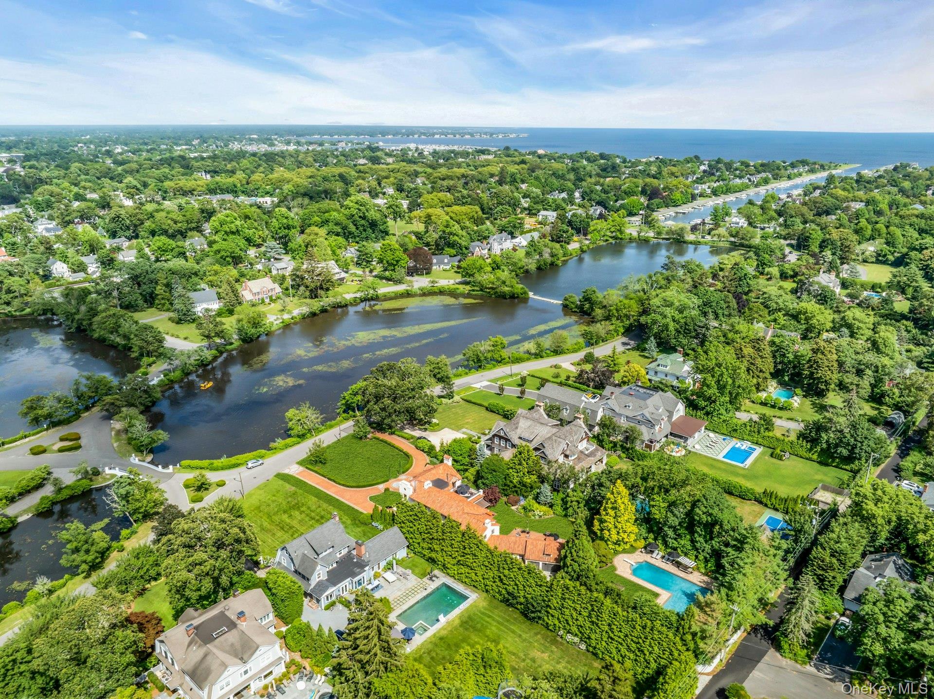 #5 photo, 259 Lakeview Avenue, Саффолк ‖ Brightwaters , NY 11718