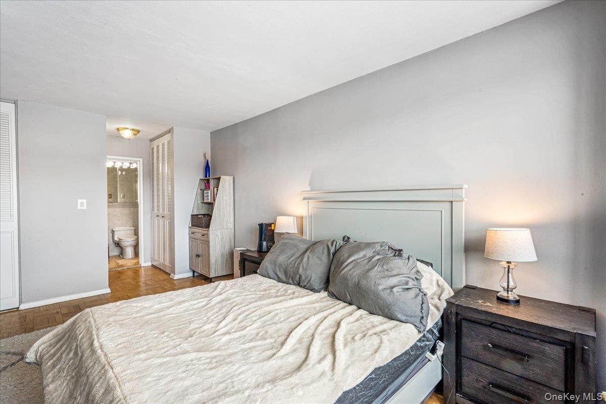 #11 photo, 17-85 215th Street, Куинс ‖ Bayside , NY 11360