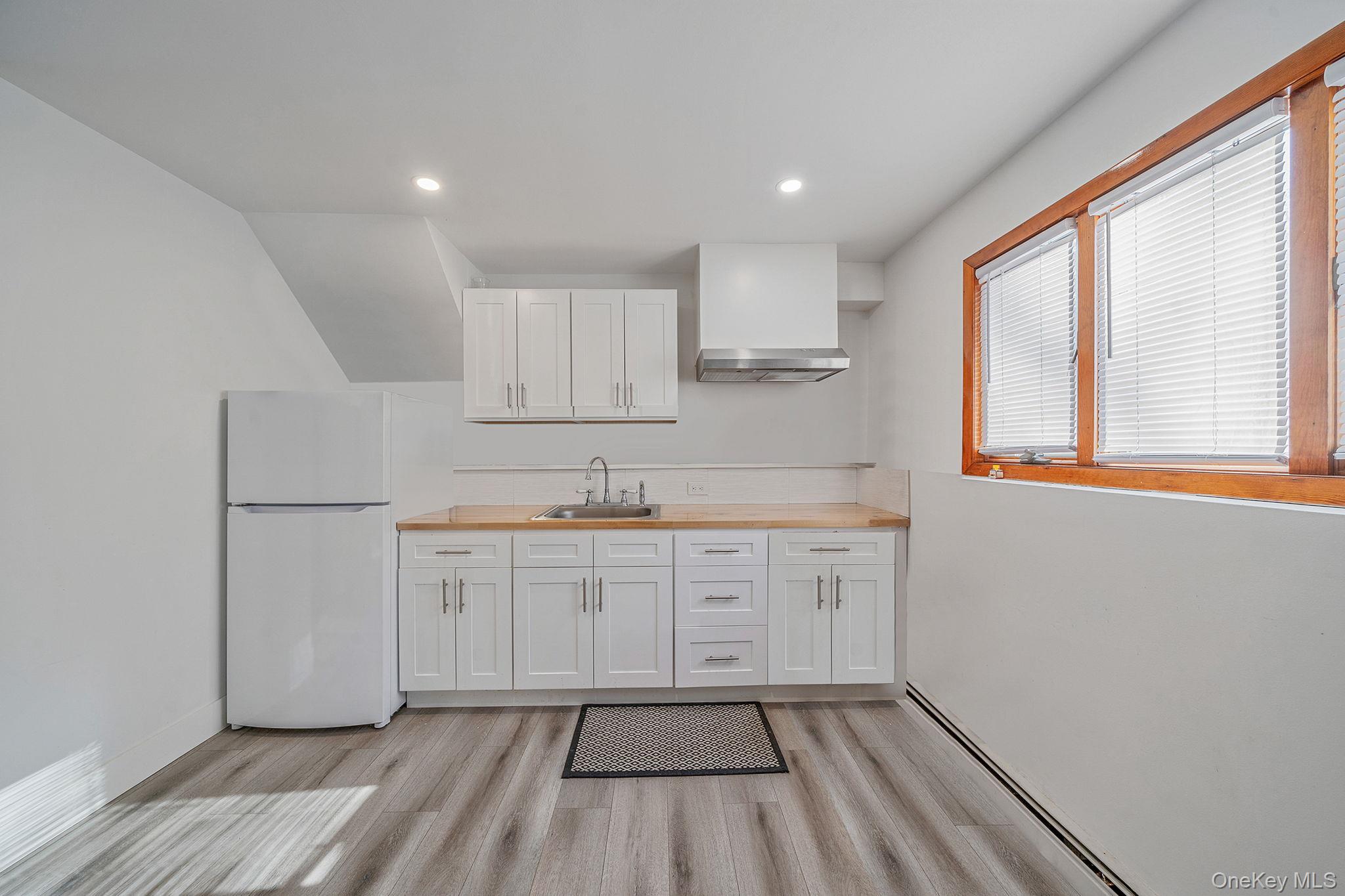 #20 photo, 74 Hempstead Drive, מחוז סאפוק Sound Beach , NY 11789