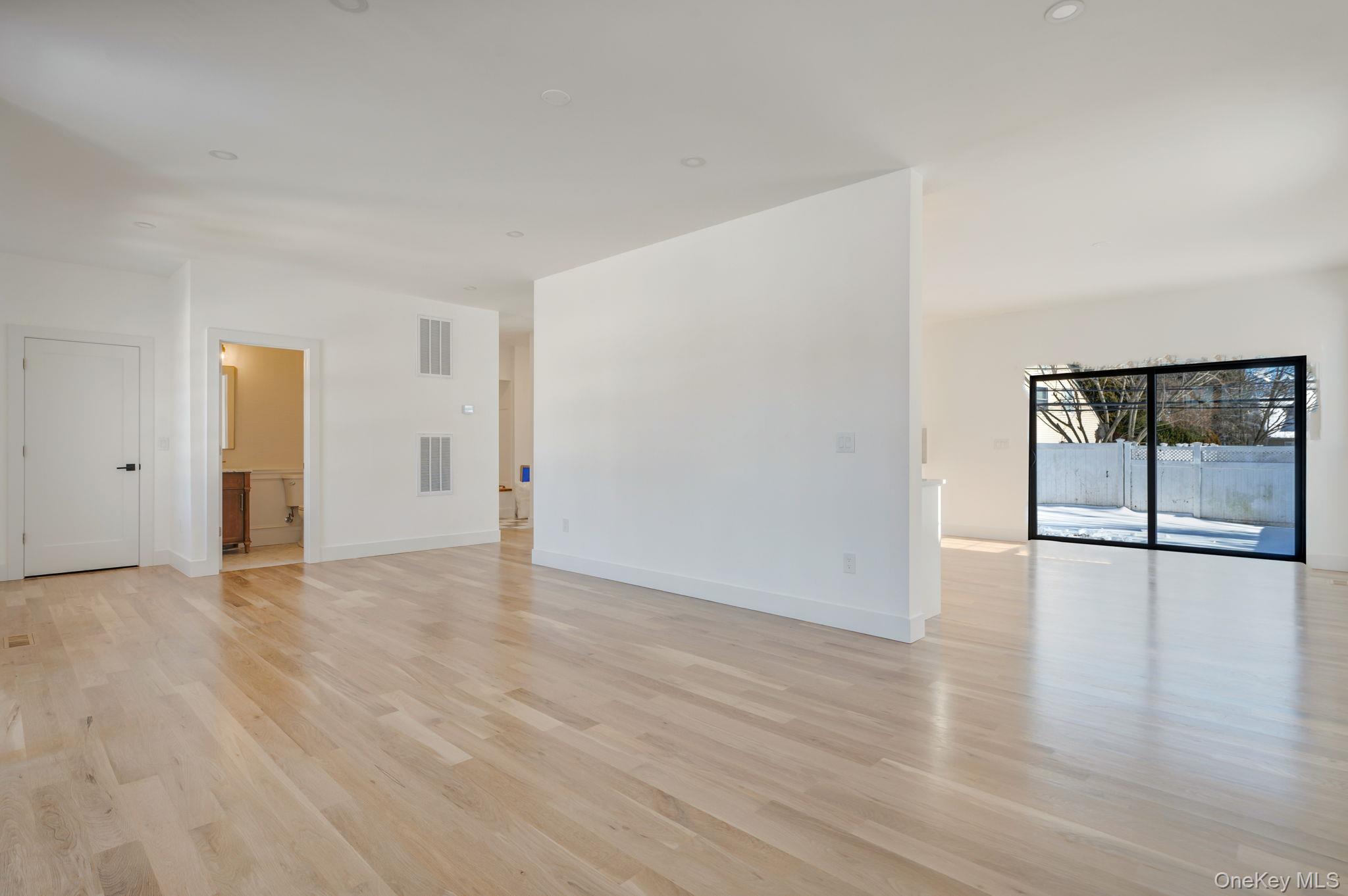 #7 photo, 35 Cotton Lane, Levittown , NY 11756